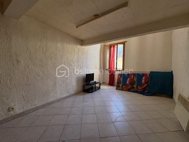 Maison de village de 109,99 m² - PHOTO CHAMBRE EMILIA.jpg