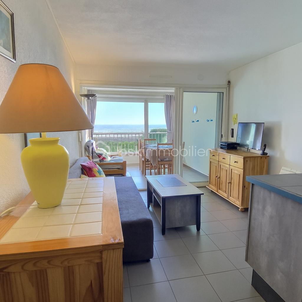 Appartement de 37 m² - ChatGPT Image Nov 18, 2025, 09_55_59 AM.png