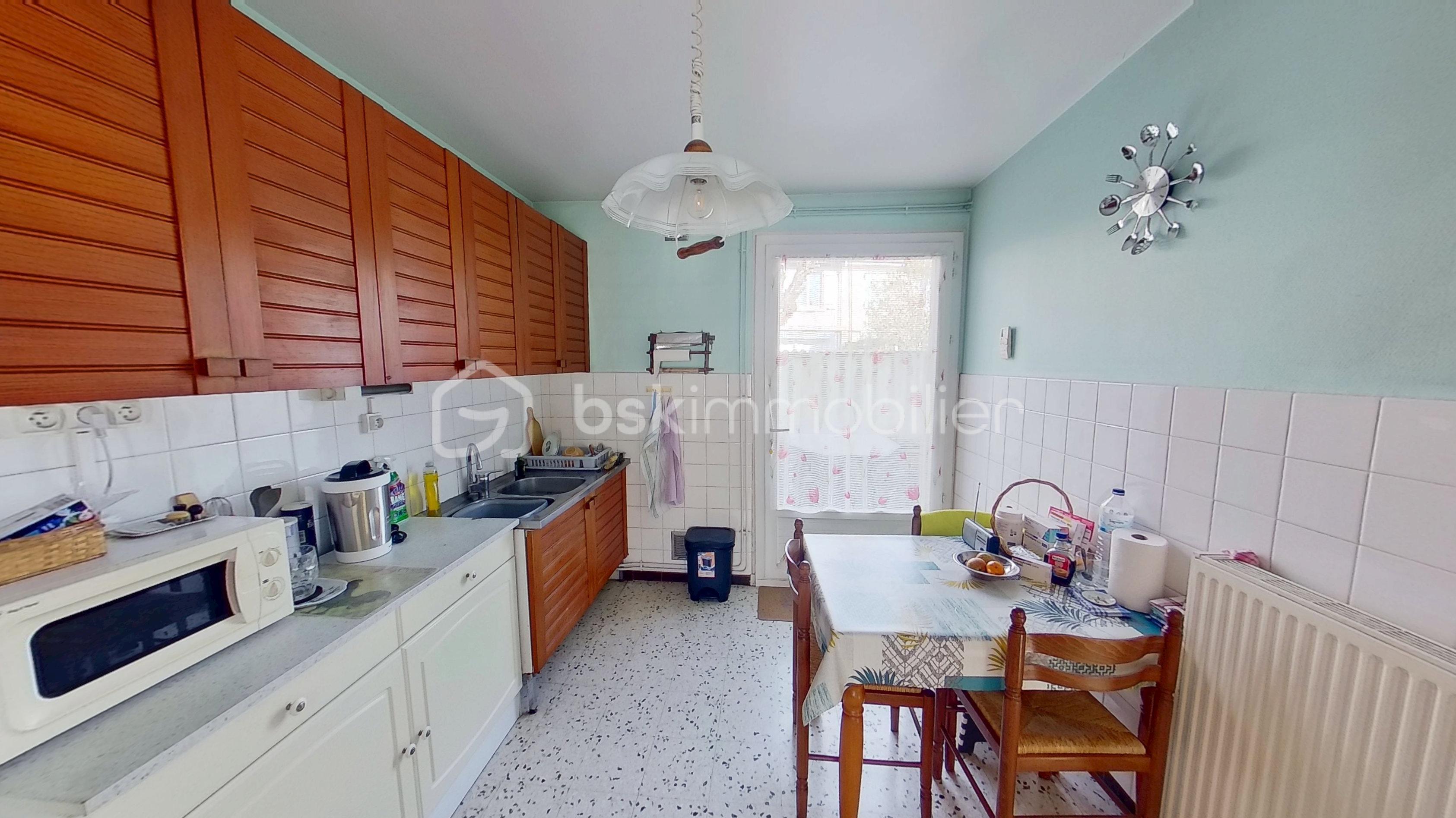 Maison de 99,50 m² - Maison-a-Montelimar-presenter-par-Nesrine-FONTAINE-02072025_131754.jpg