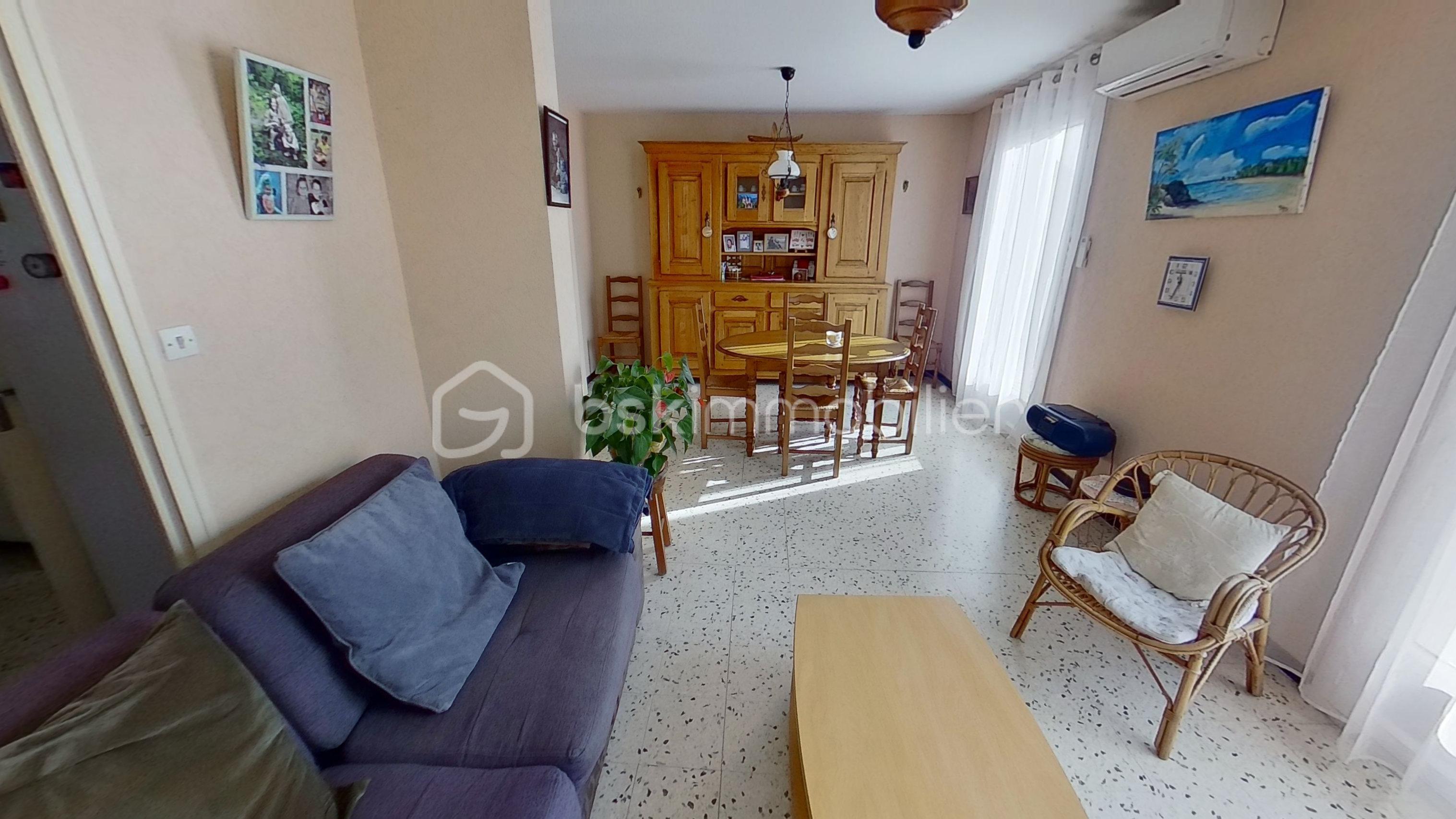 Maison de 99,50 m² - Maison-a-Montelimar-presenter-par-Nesrine-FONTAINE-01252025_210405.jpg