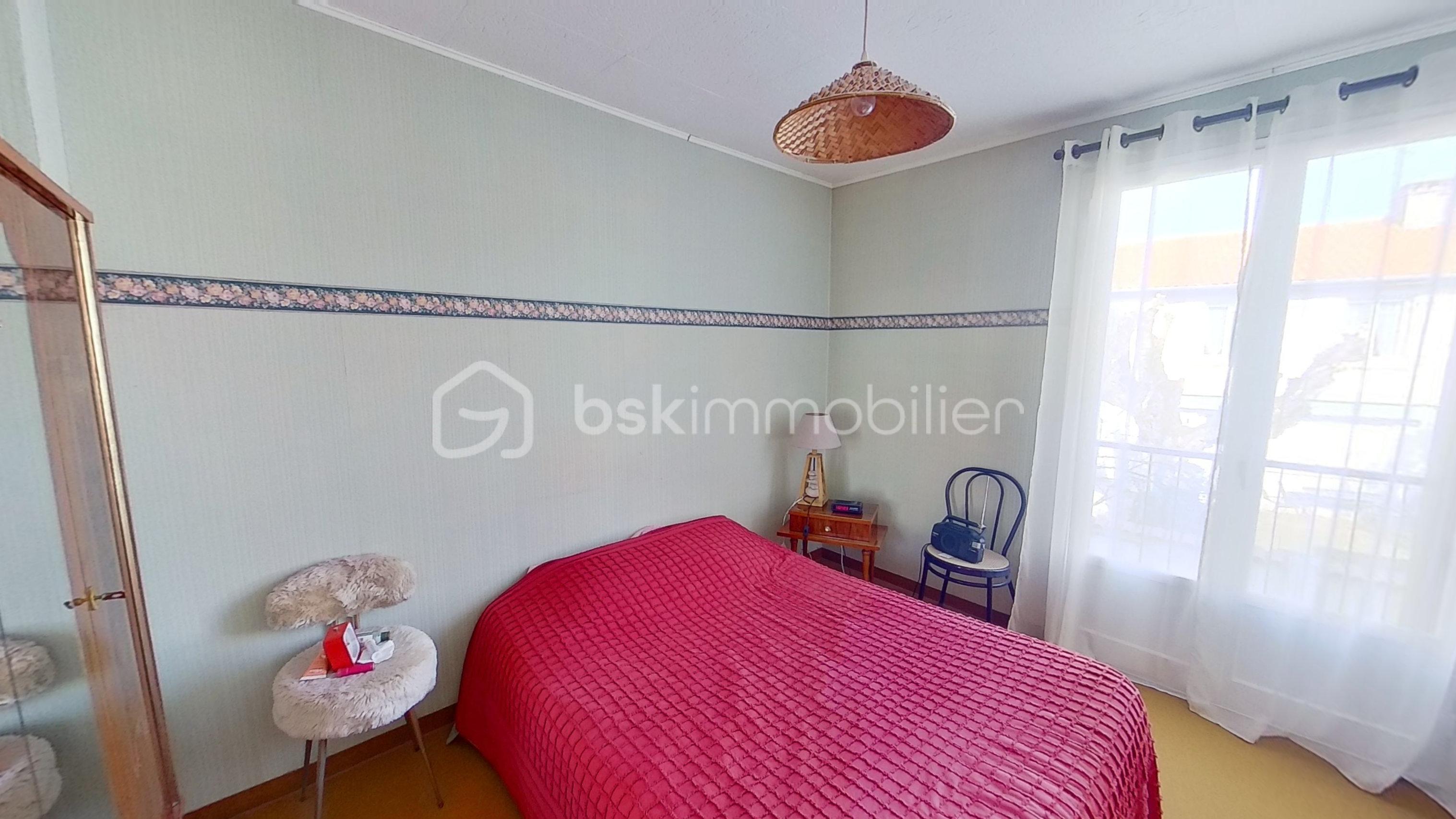 Maison de 99,50 m² - Maison-a-Montelimar-presenter-par-Nesrine-FONTAINE-01252025_210745.jpg