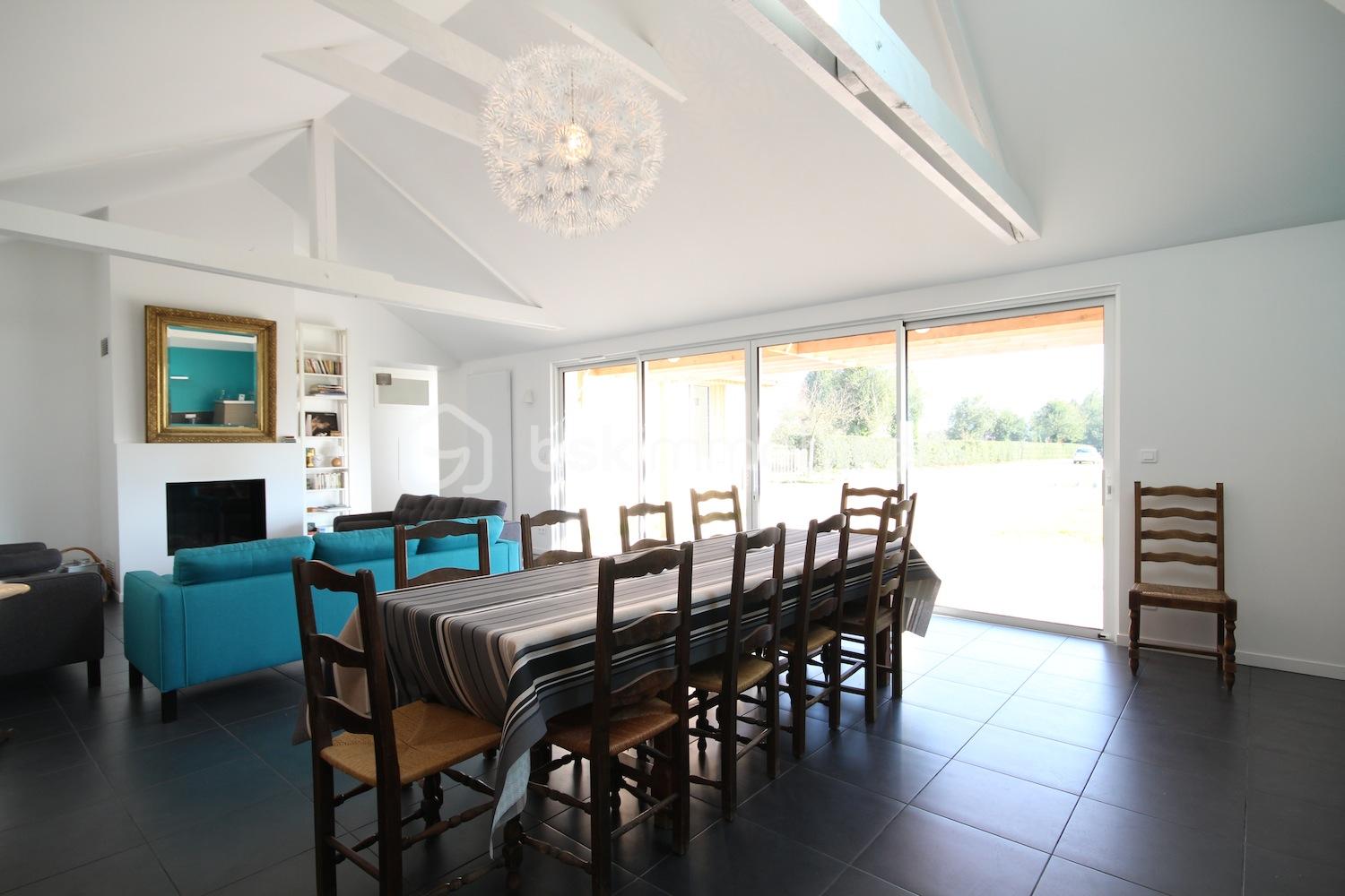 Maison de 158,44 m² - piece de vie.jpeg