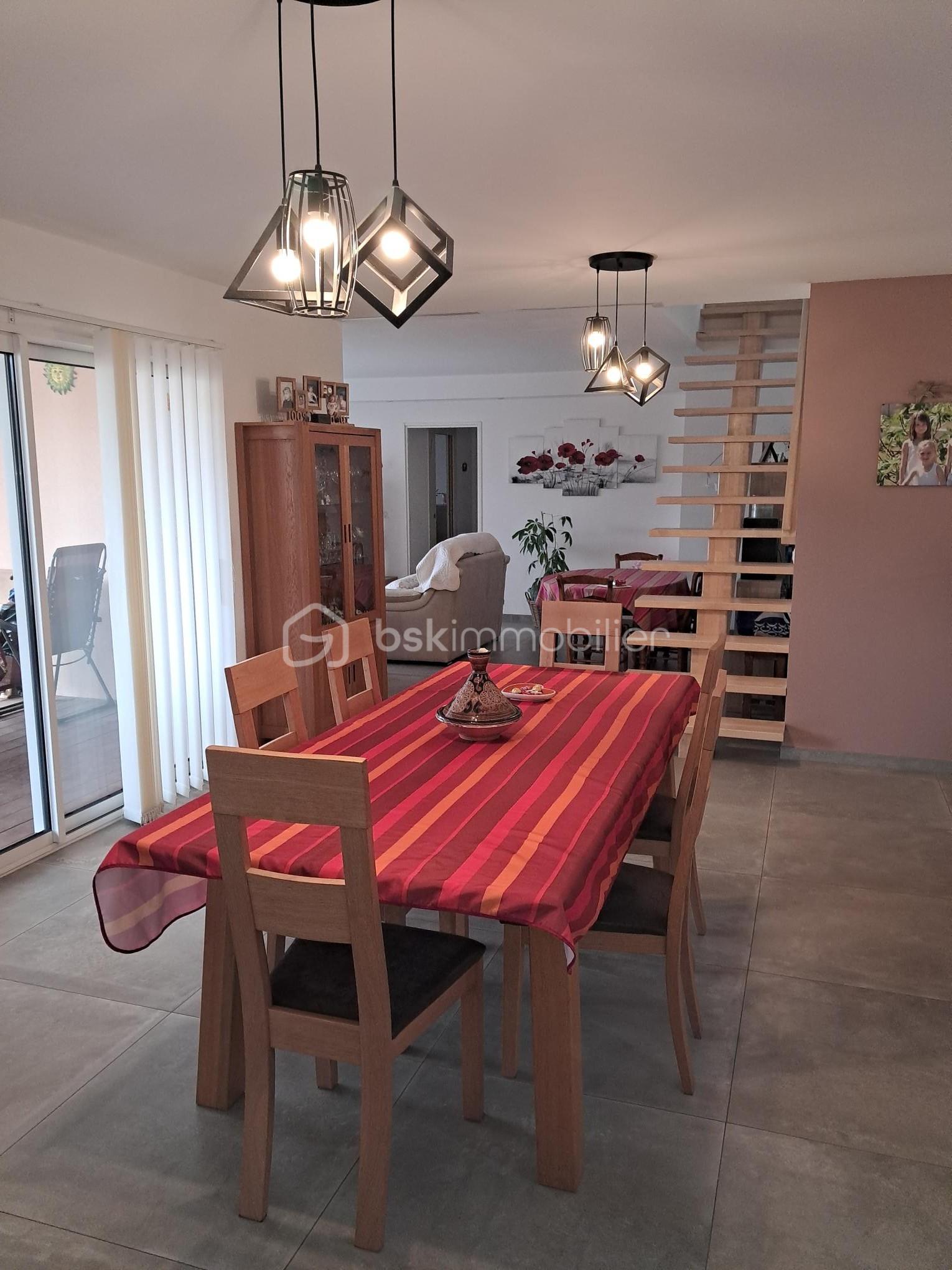 Villa de 130 m² - 3salon.jpg