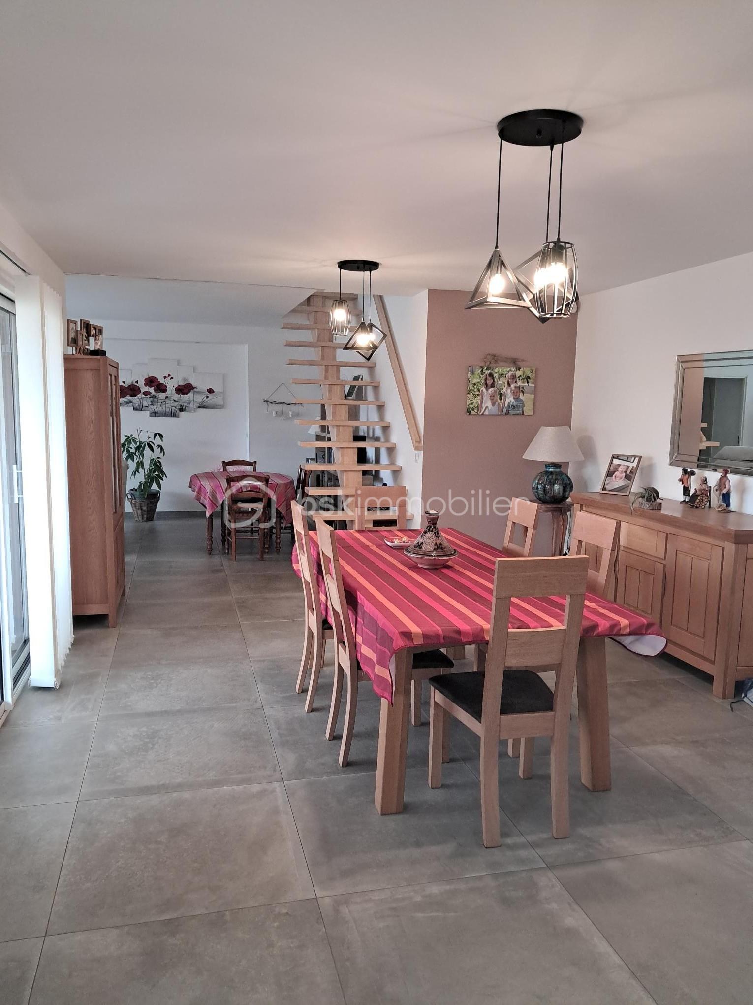 Villa de 130 m² - 5salon.jpg