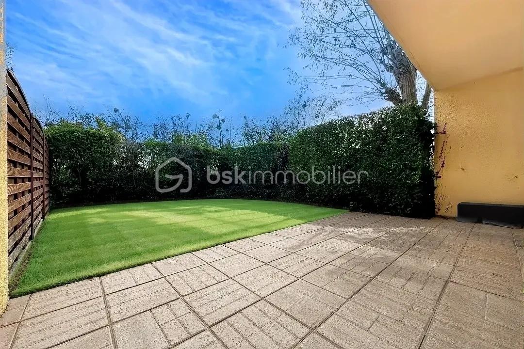 Maison de 106 m² - hoqi-d9aaf7c46232449e9b94d0fb11e351ca.jpg