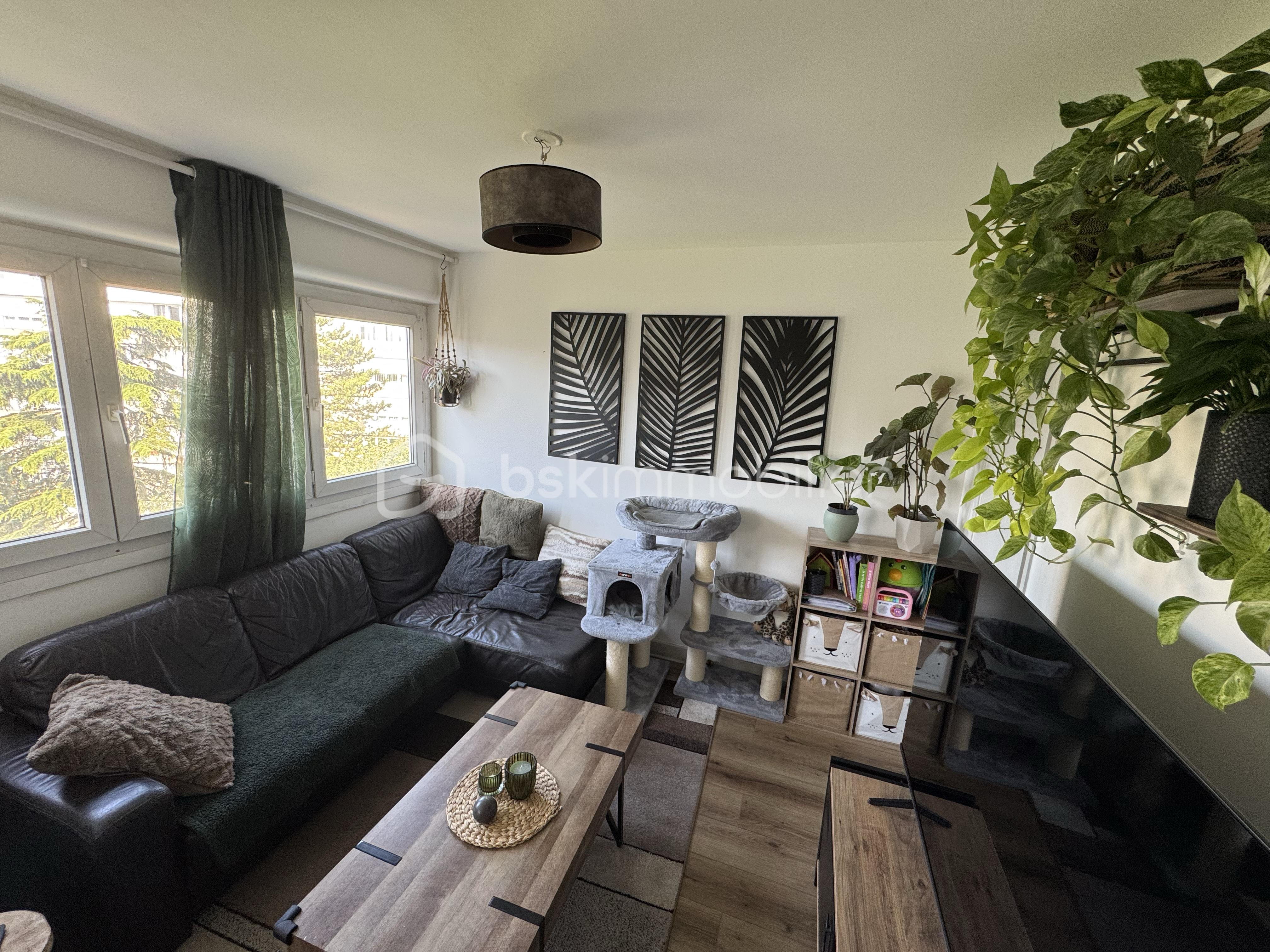 Appartement de 74 m² - tempImagebg8LLS.png