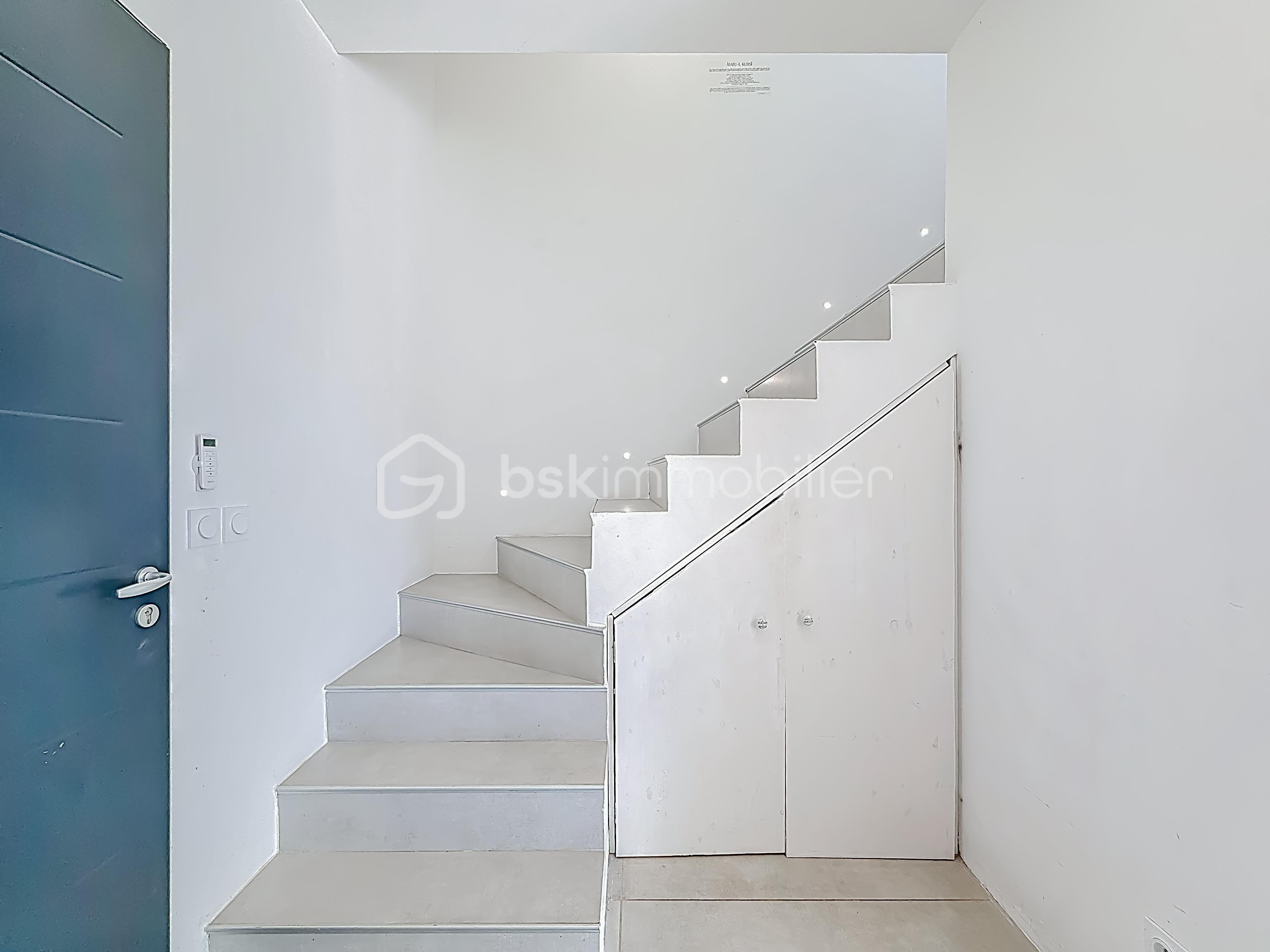 photo-1774610980.png