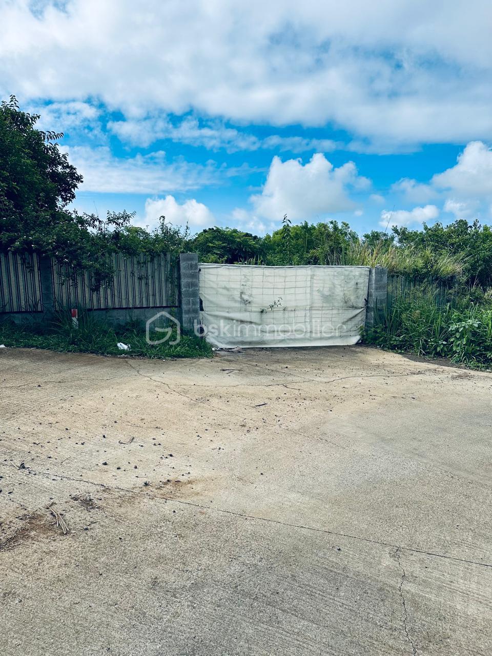 Terrain de 1 203 m² - img4.jpeg