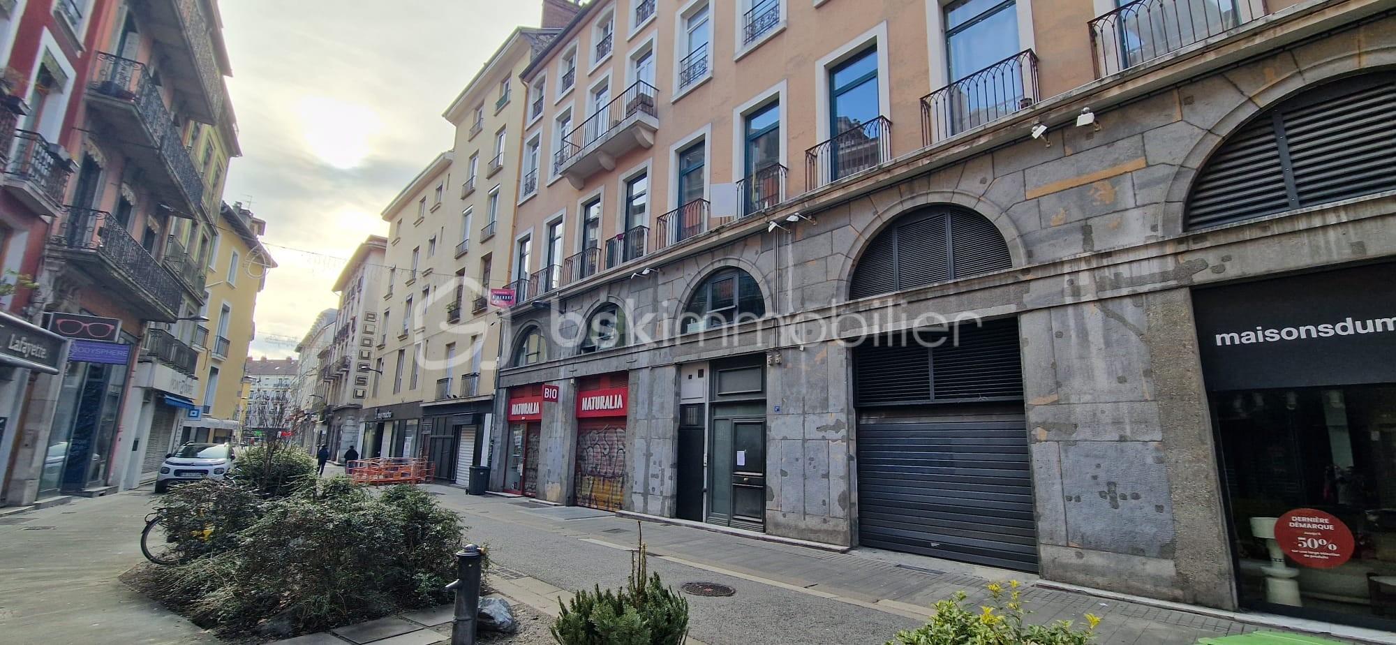 Appartement de 78 m² - IMMEUBLE.jpeg