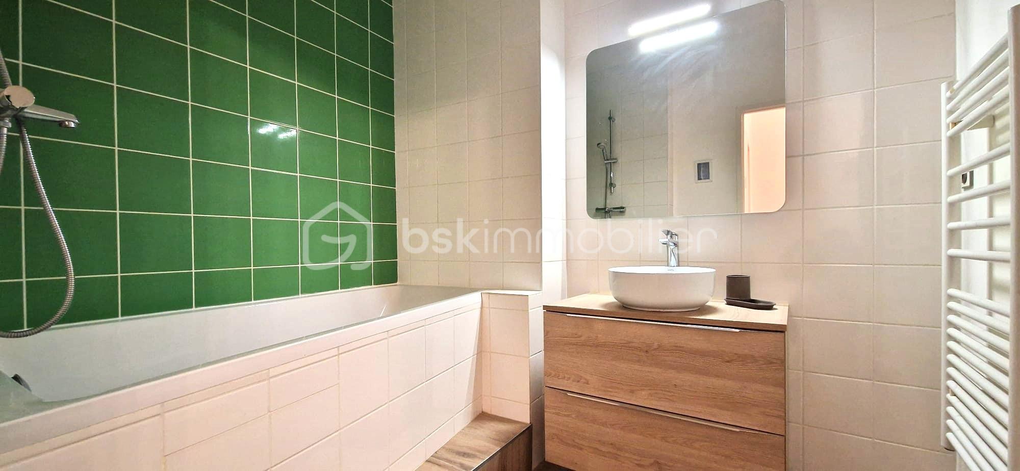 Appartement de 78 m² - SALLE DE BAINS.jpeg