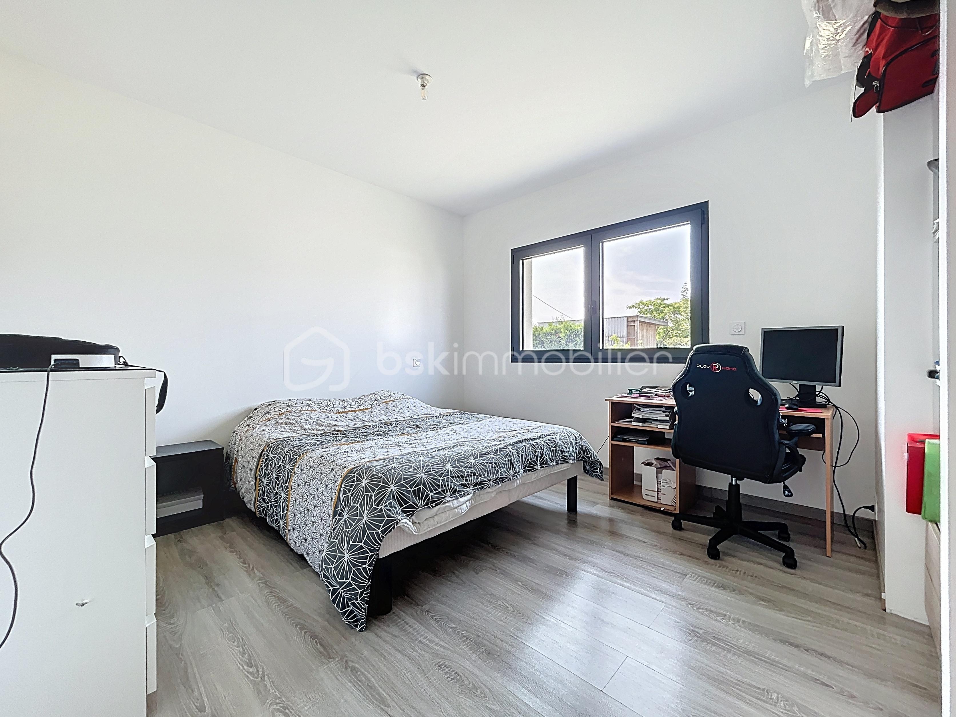 Maison de 180 m² - cubzac-les-pont_00104.jpg