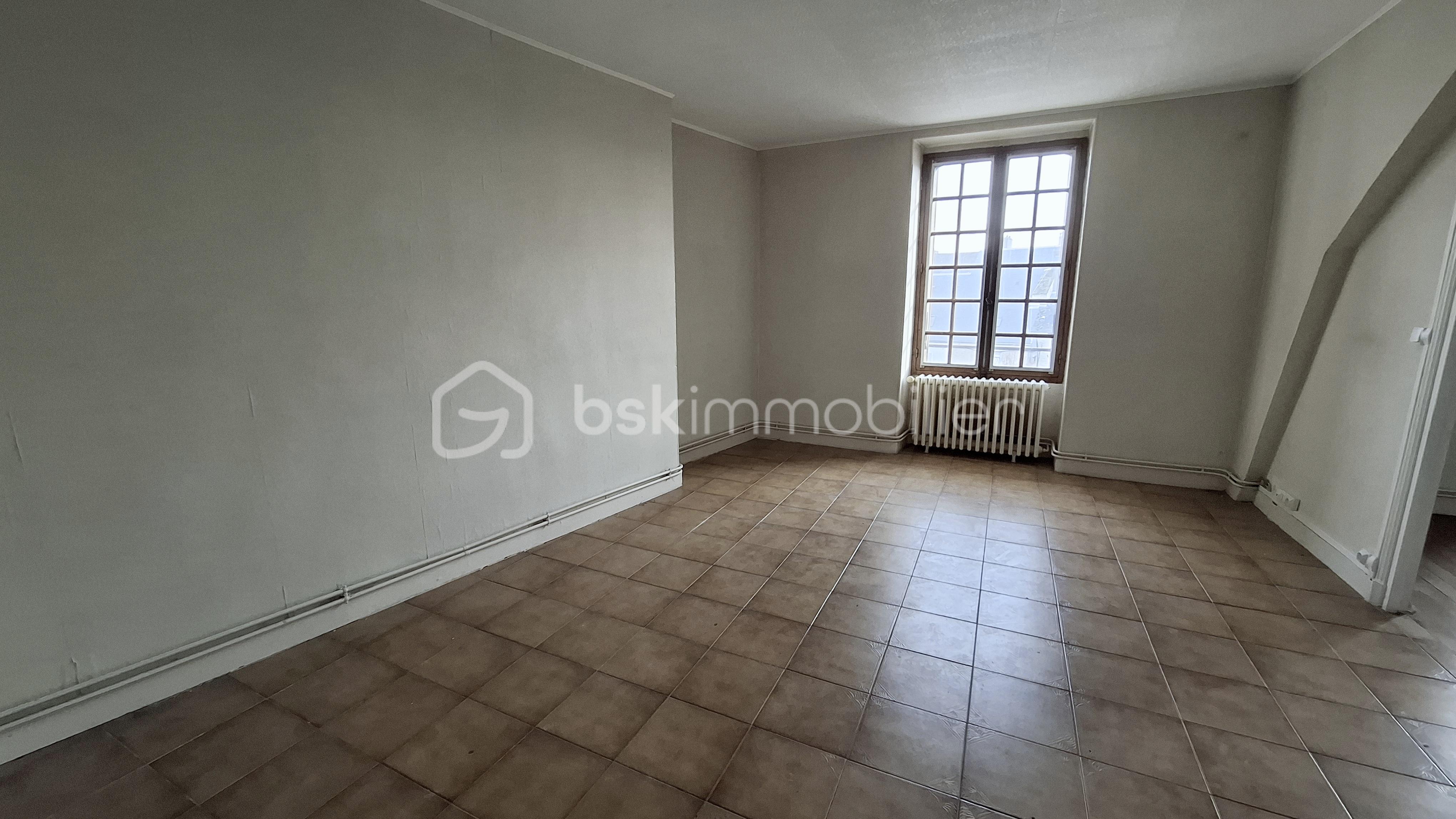 Immeuble de 205 m² - 20251215_144038.jpg