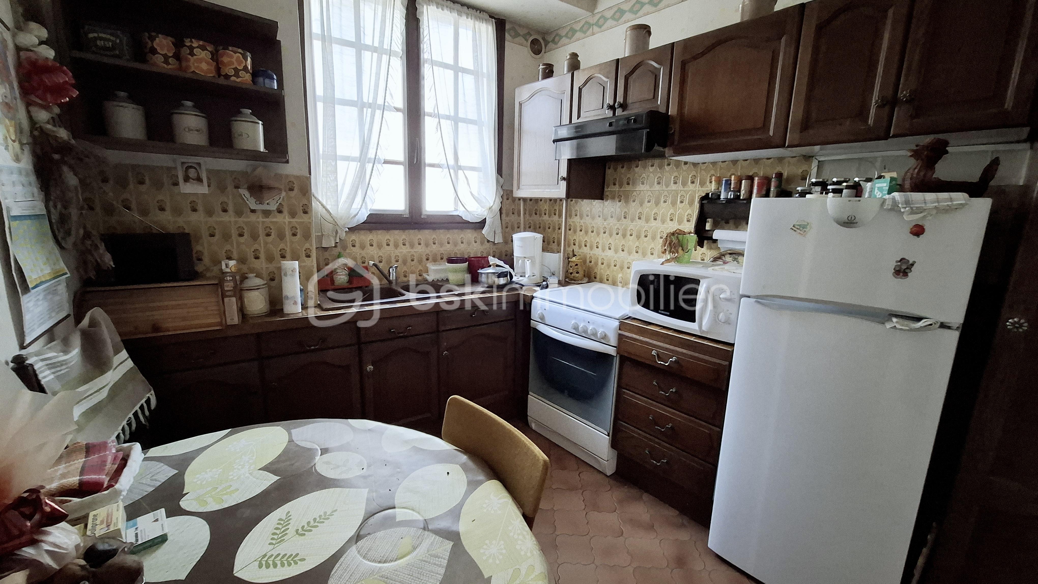 Immeuble de 205 m² - 20251215_144649.jpg