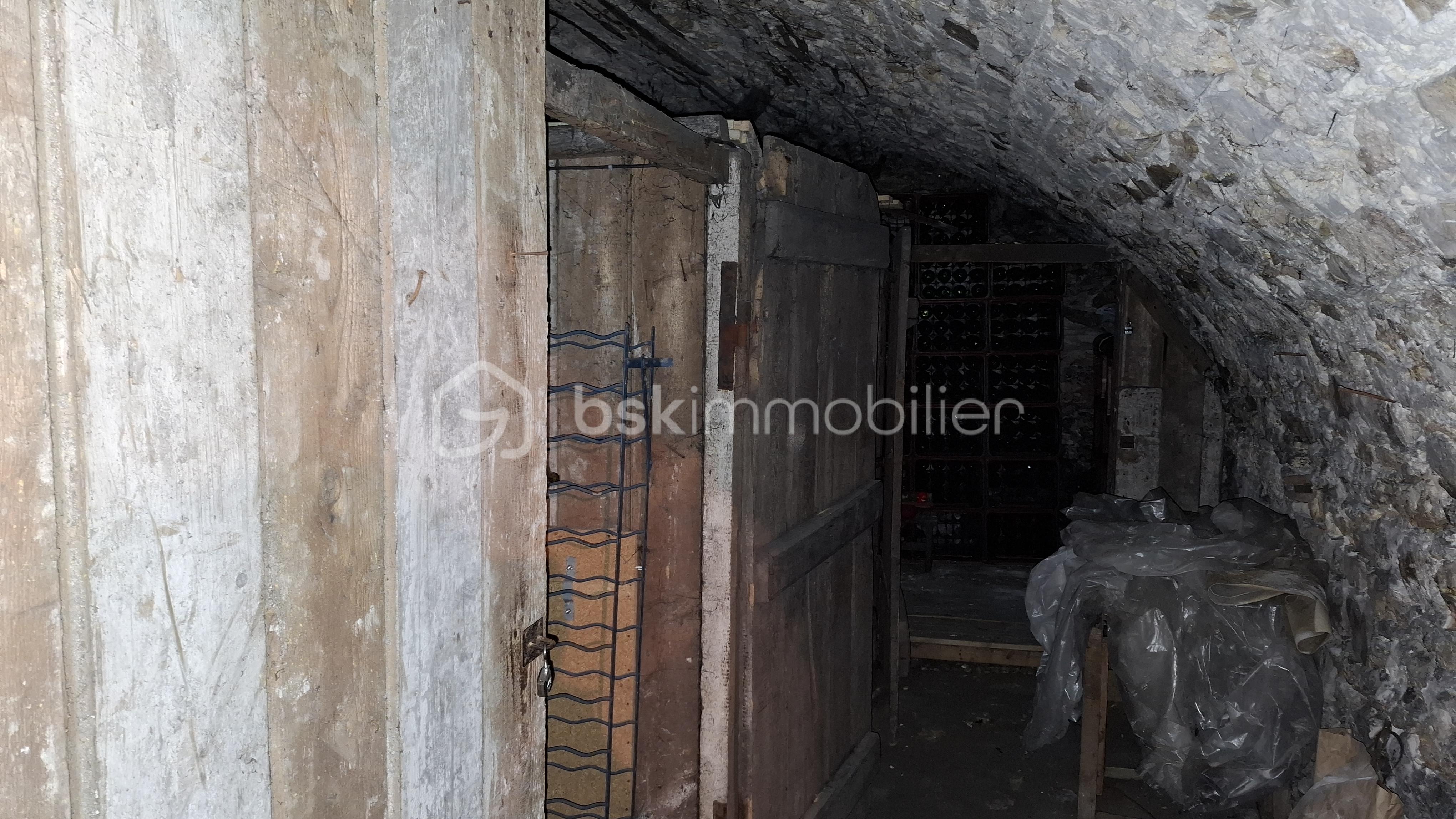 Immeuble de 205 m² - 20251215_145838.jpg