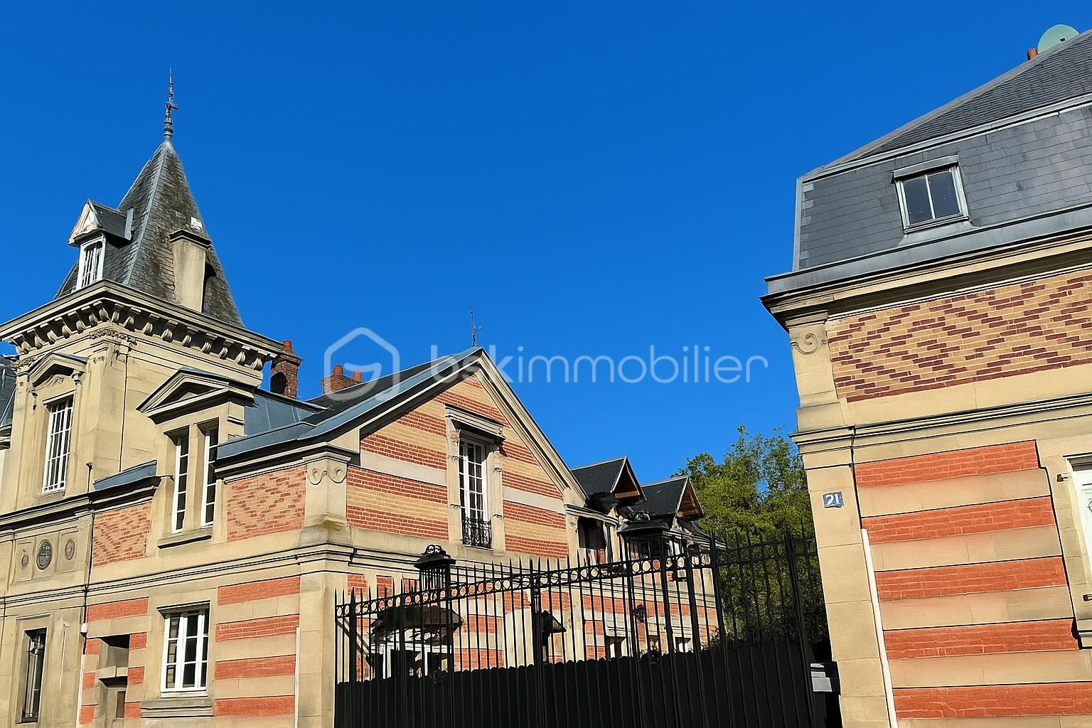 Maison de 426 m² - 1CD16EEC-61C3-4601-9F6F-F11B849CD92F.PNG