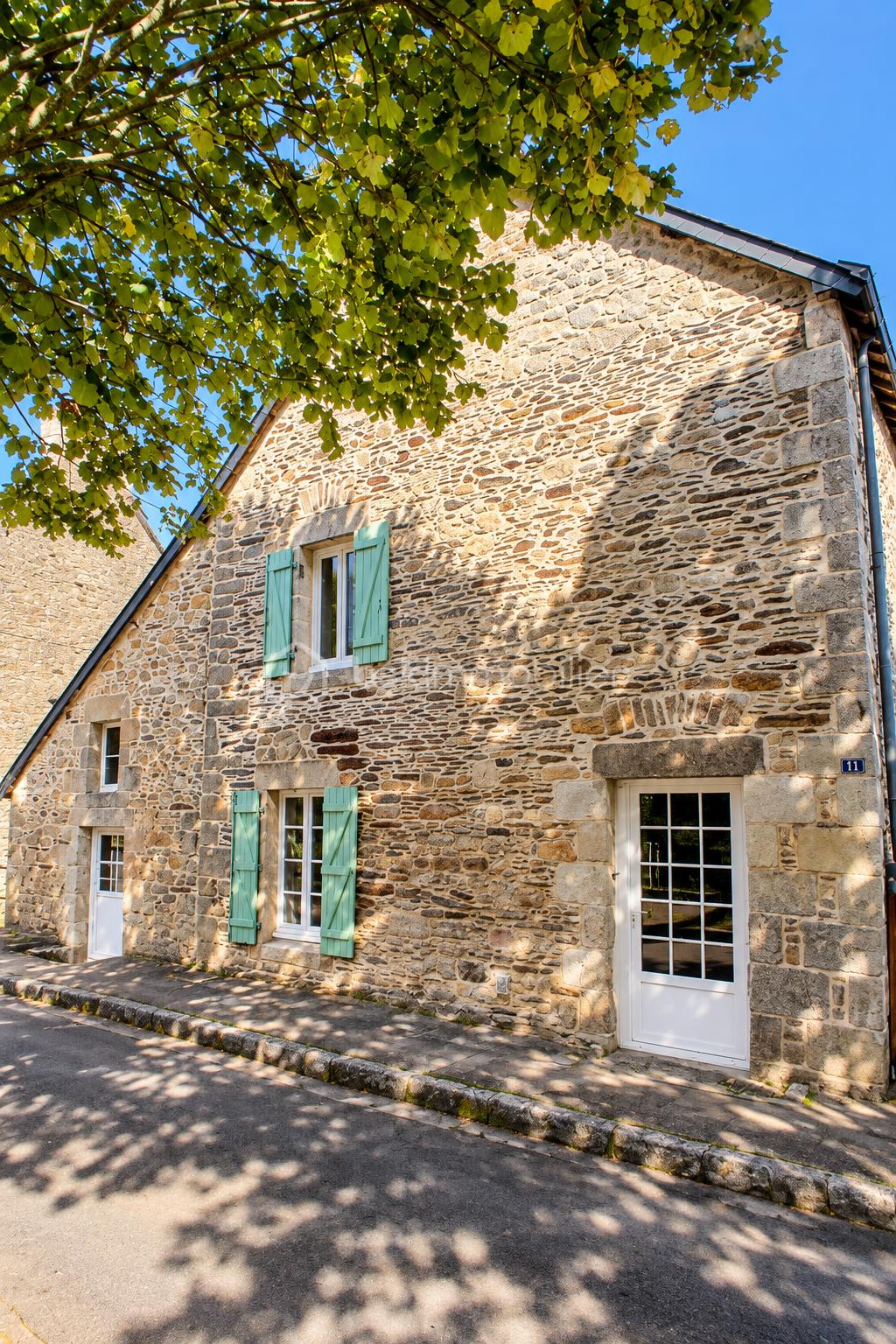 FACADE 3.png