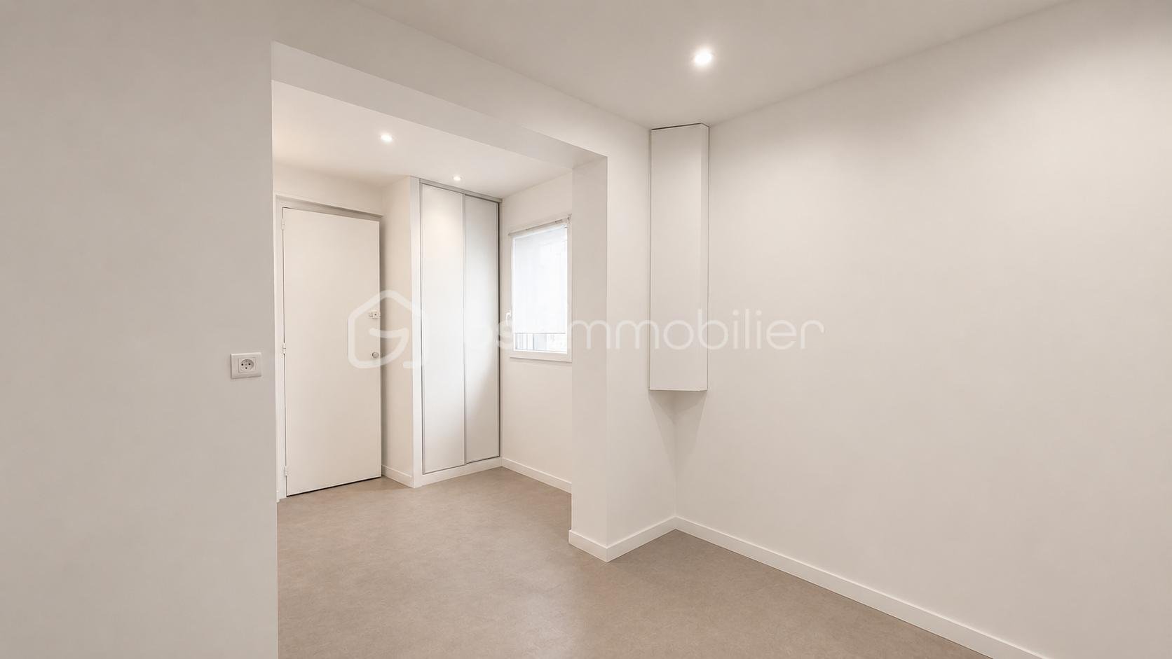 bureau_vide.png