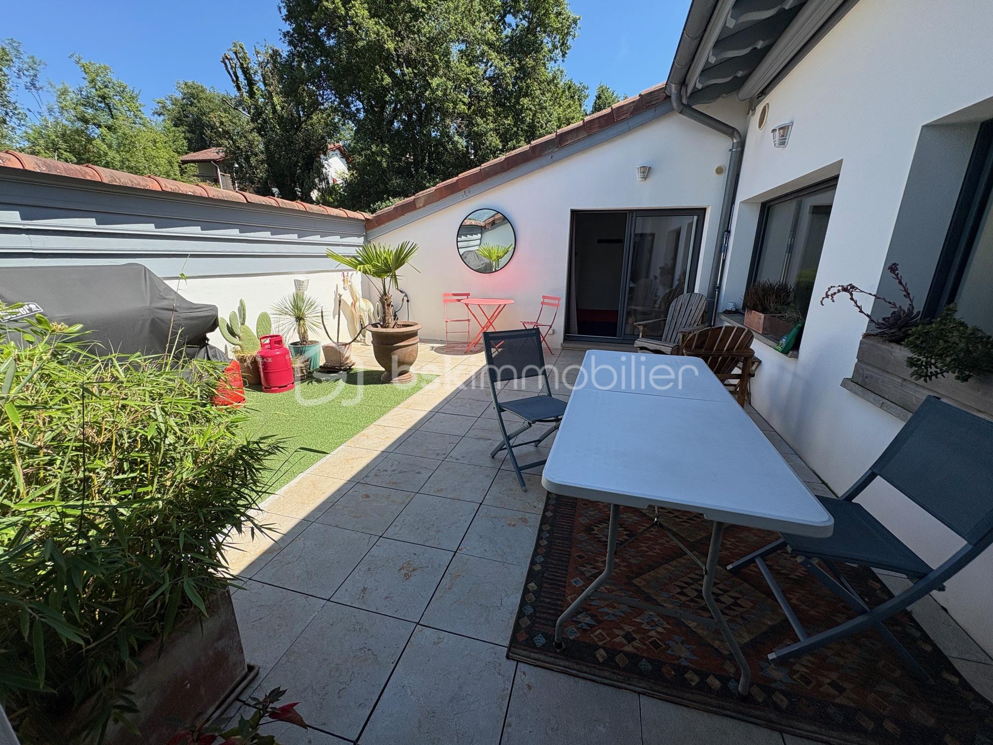 Local d activites de 246 m² - IMG_7030.jpg