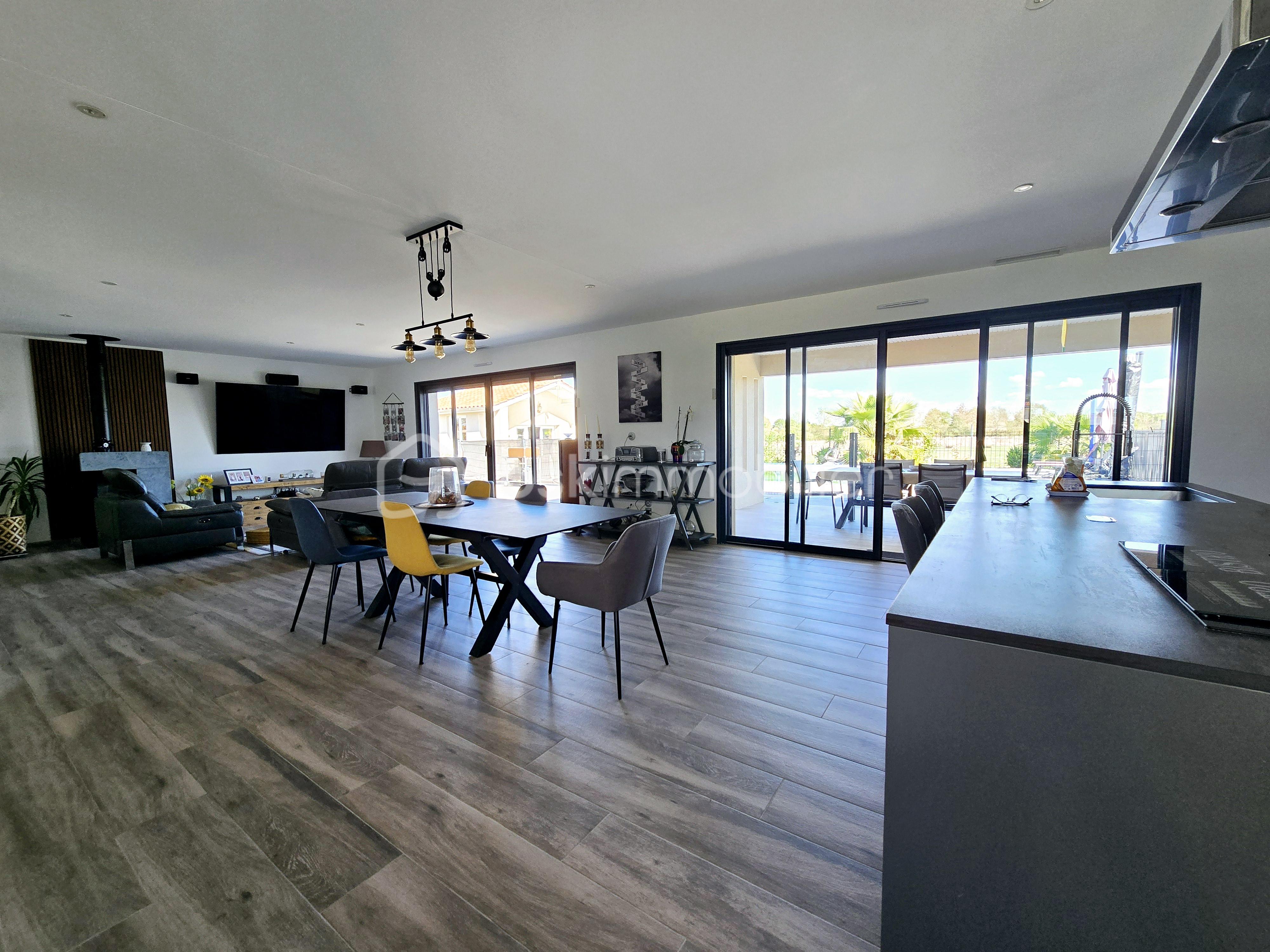 Maison de 190 m² - 20250929_152015.jpg