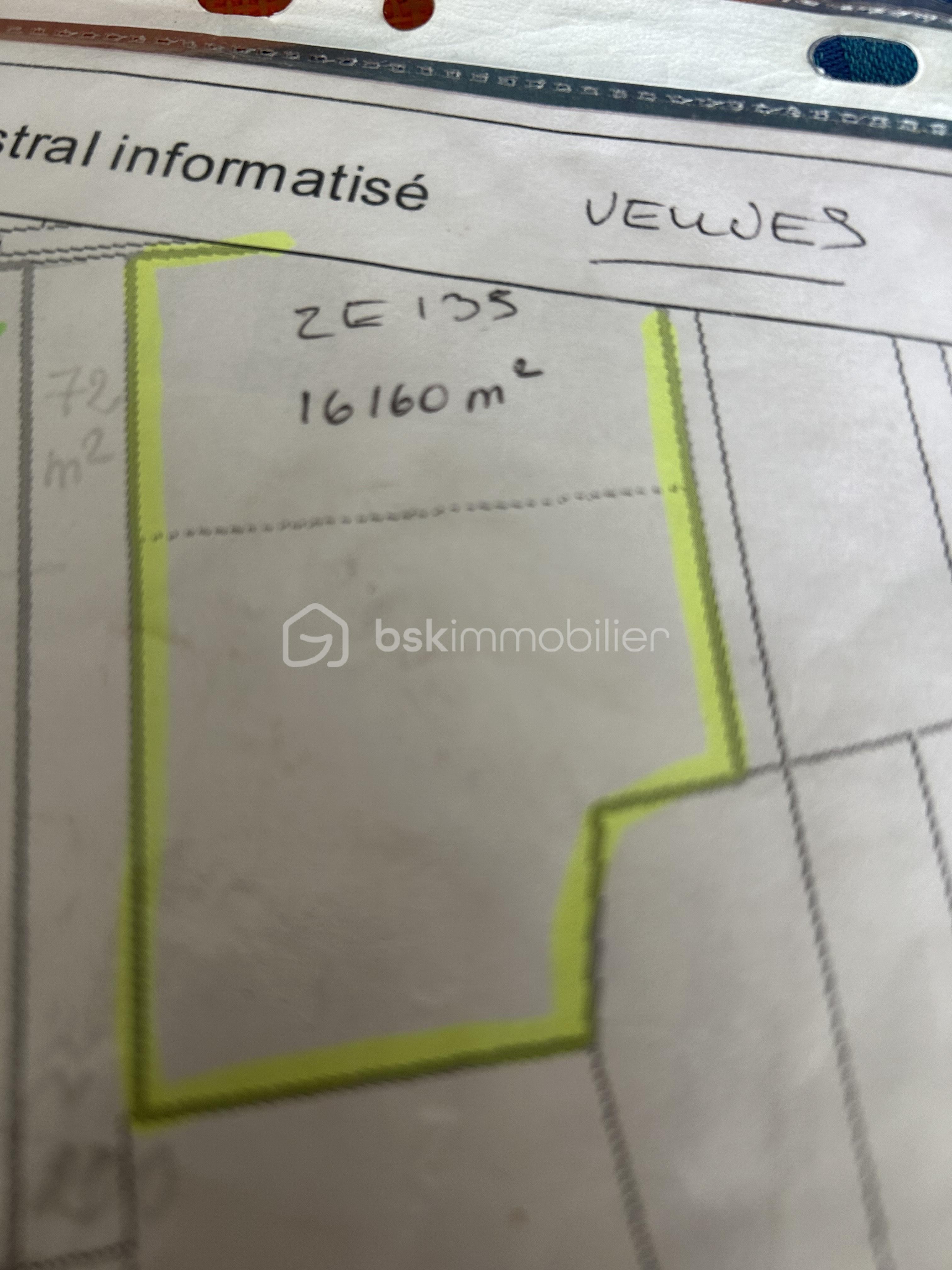 Terrain de loisirs de 16 160 m²