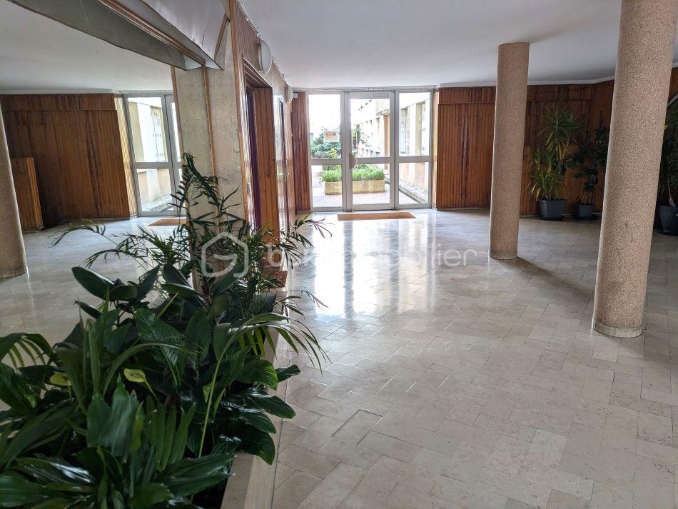 hall immeuble 2 BIS.jpg