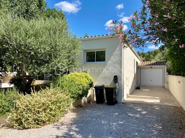 Maison contemporaine de 151 m² - GARAGE.jpg