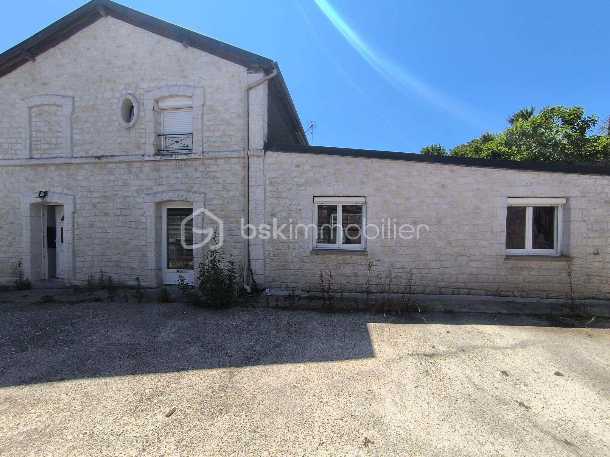 Maison de 80 m² - bc794315-d556-4d48-8c6e-055dca3dd2b6.jpeg