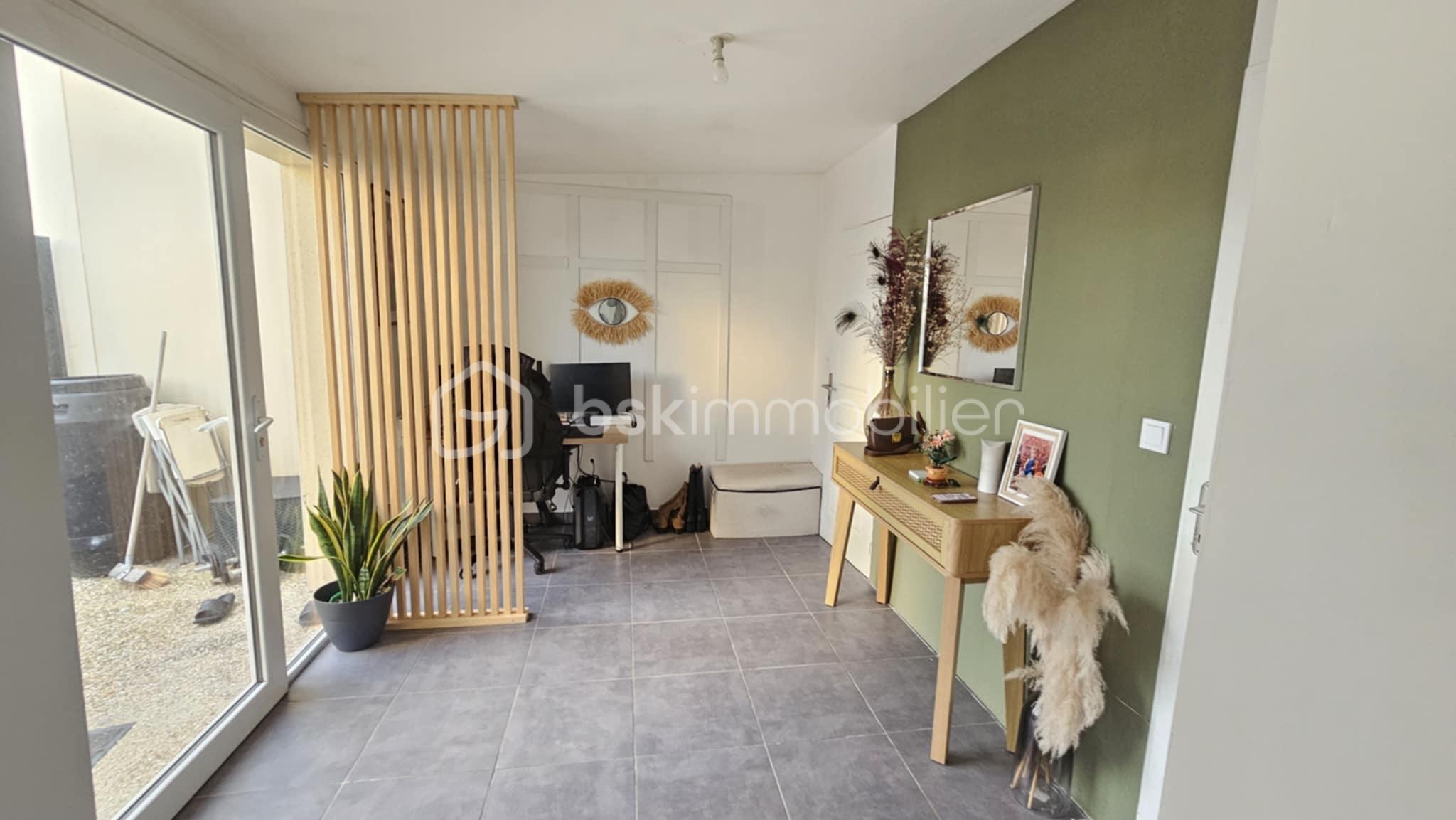 Maison de 81 m² - 7933cba4-557d-4712-aa94-5eb693c204af.jpeg