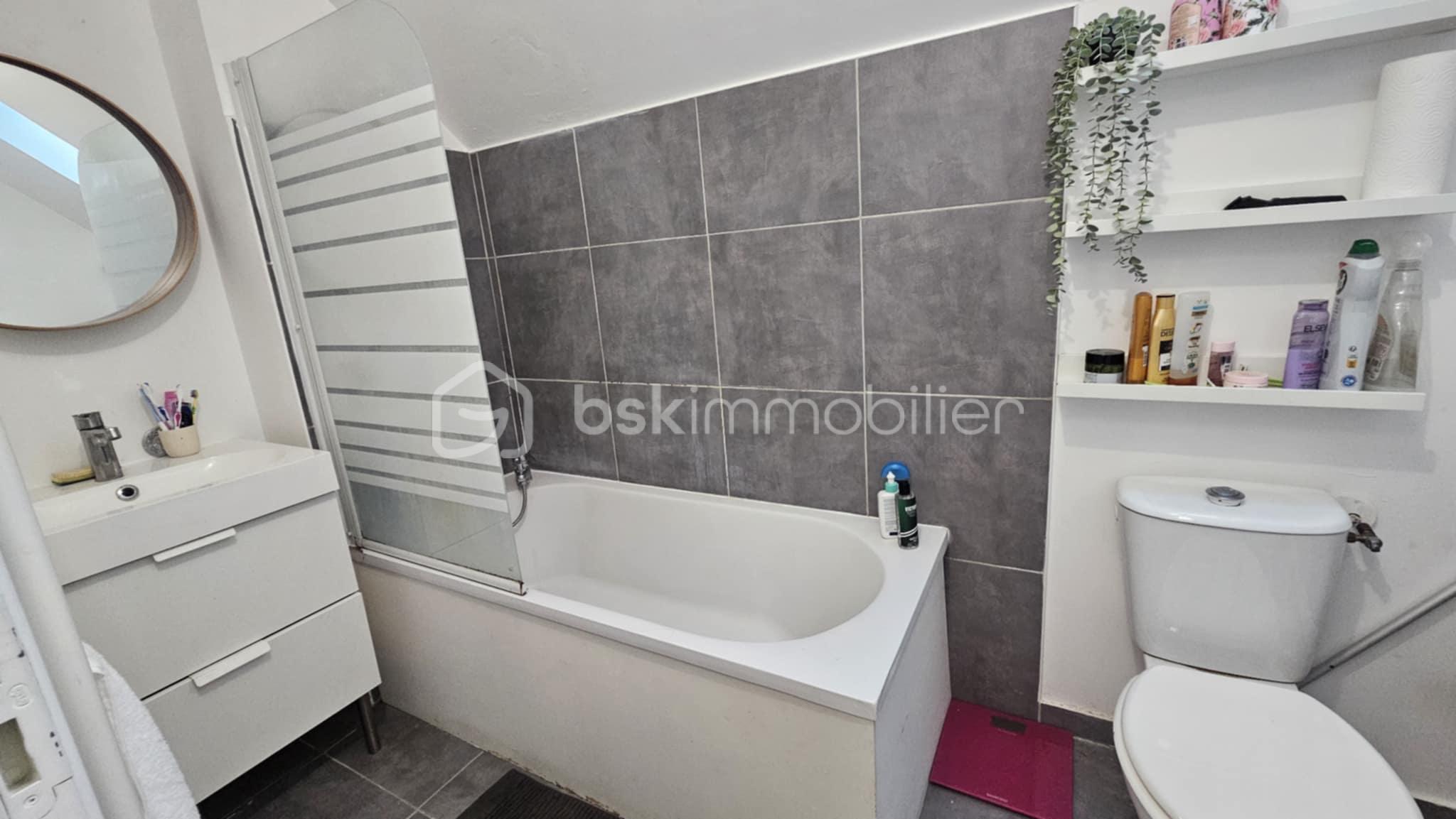 Maison de 81 m² - db4020be-c1b1-4991-a061-5d58e932e80f.jpeg