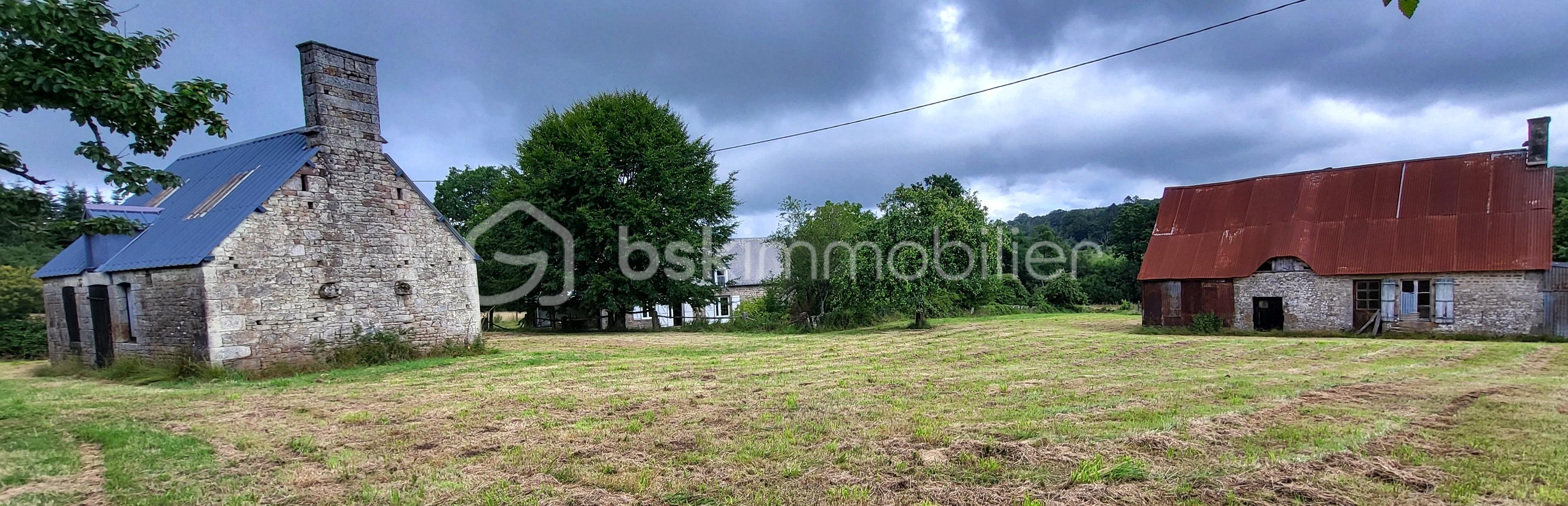 Maison longere de 165 m² - HUET Roger 3 bâtis ensemble .jpg