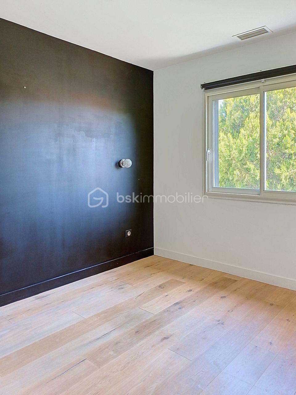 Suite 2.jpg