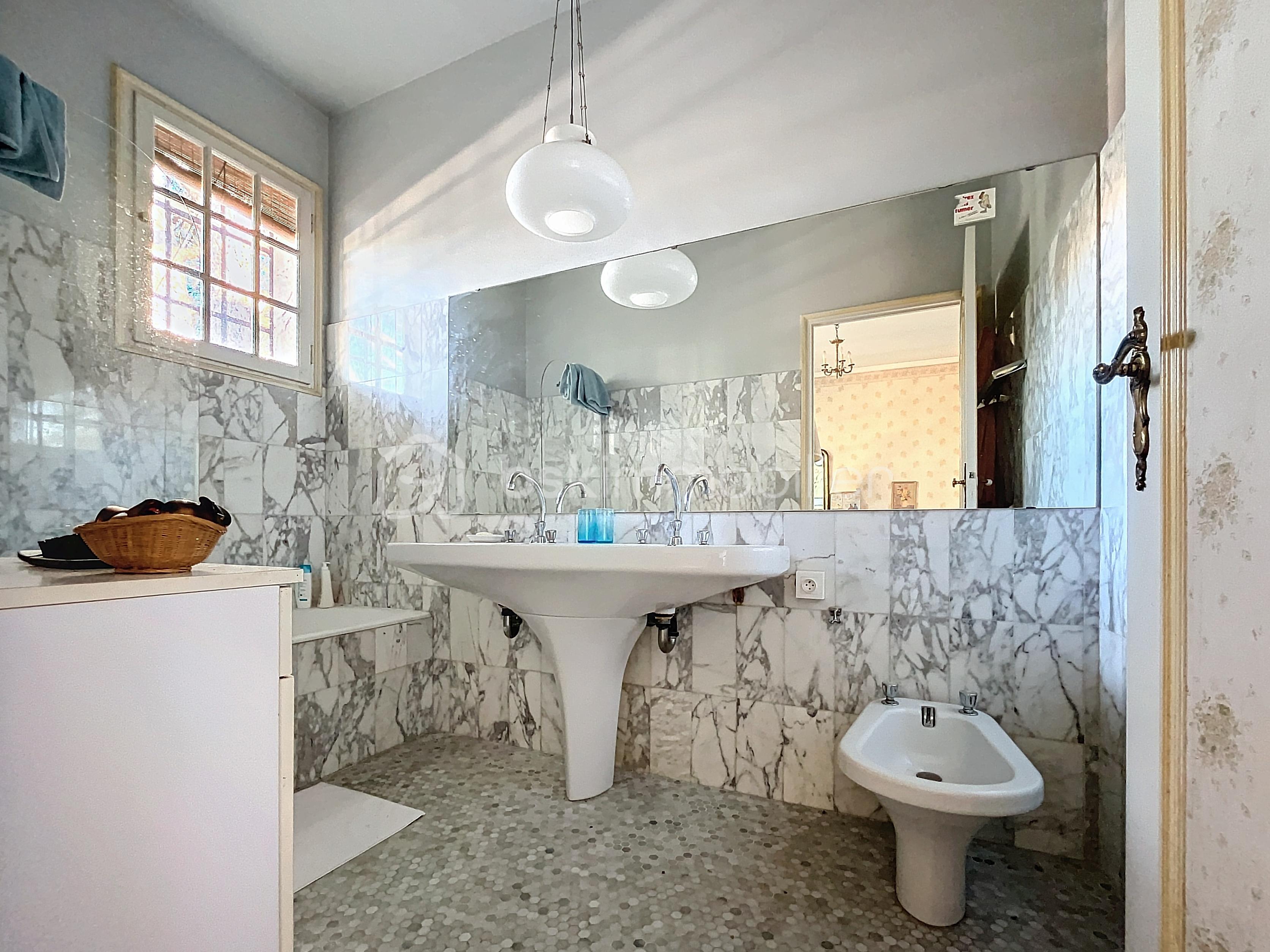 Maison de 280 m² - maison-agnes_00021_6db640b.jpg
