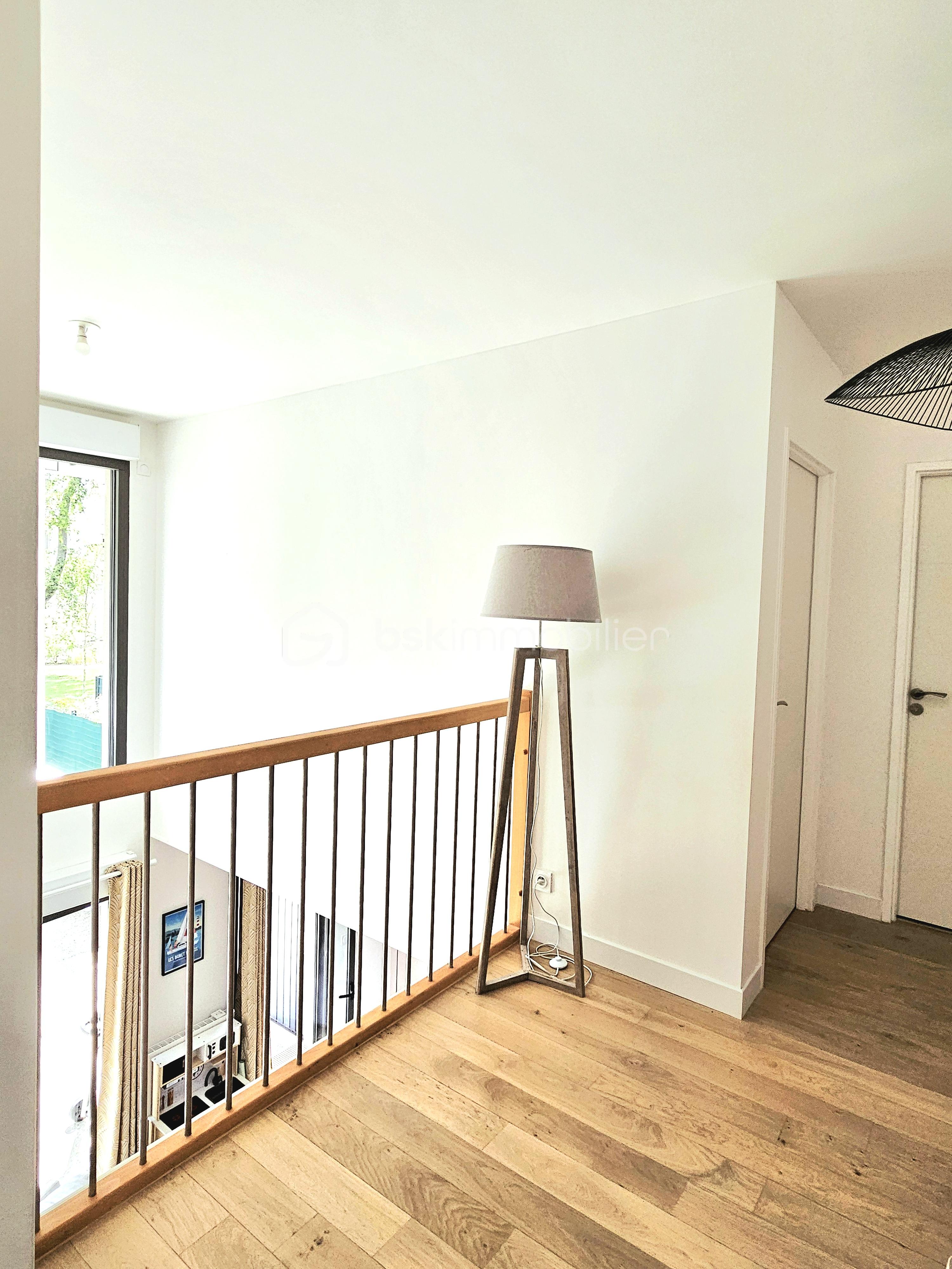 Duplex de 82,24 m² - Etage-Dégagement 1.jpg