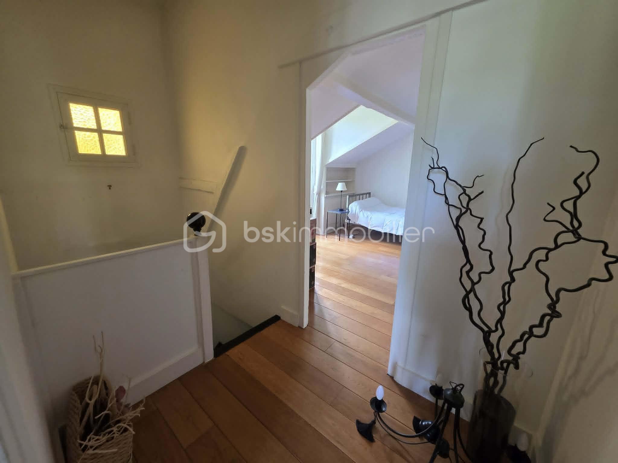 ca855ef6-e1f9-49b0-b195-2bfdfdf89af8.jpg