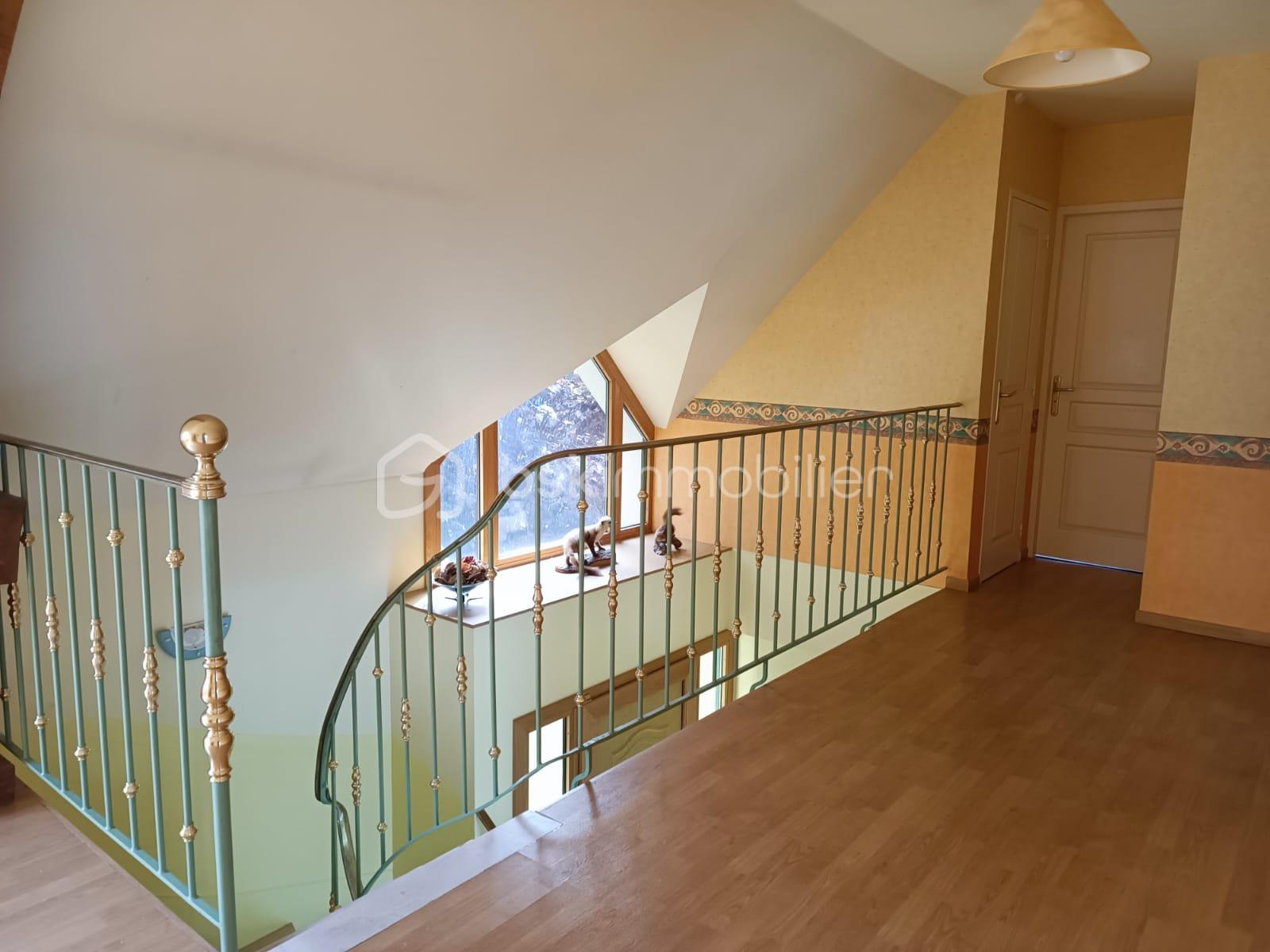 Etage hall 2.jpeg