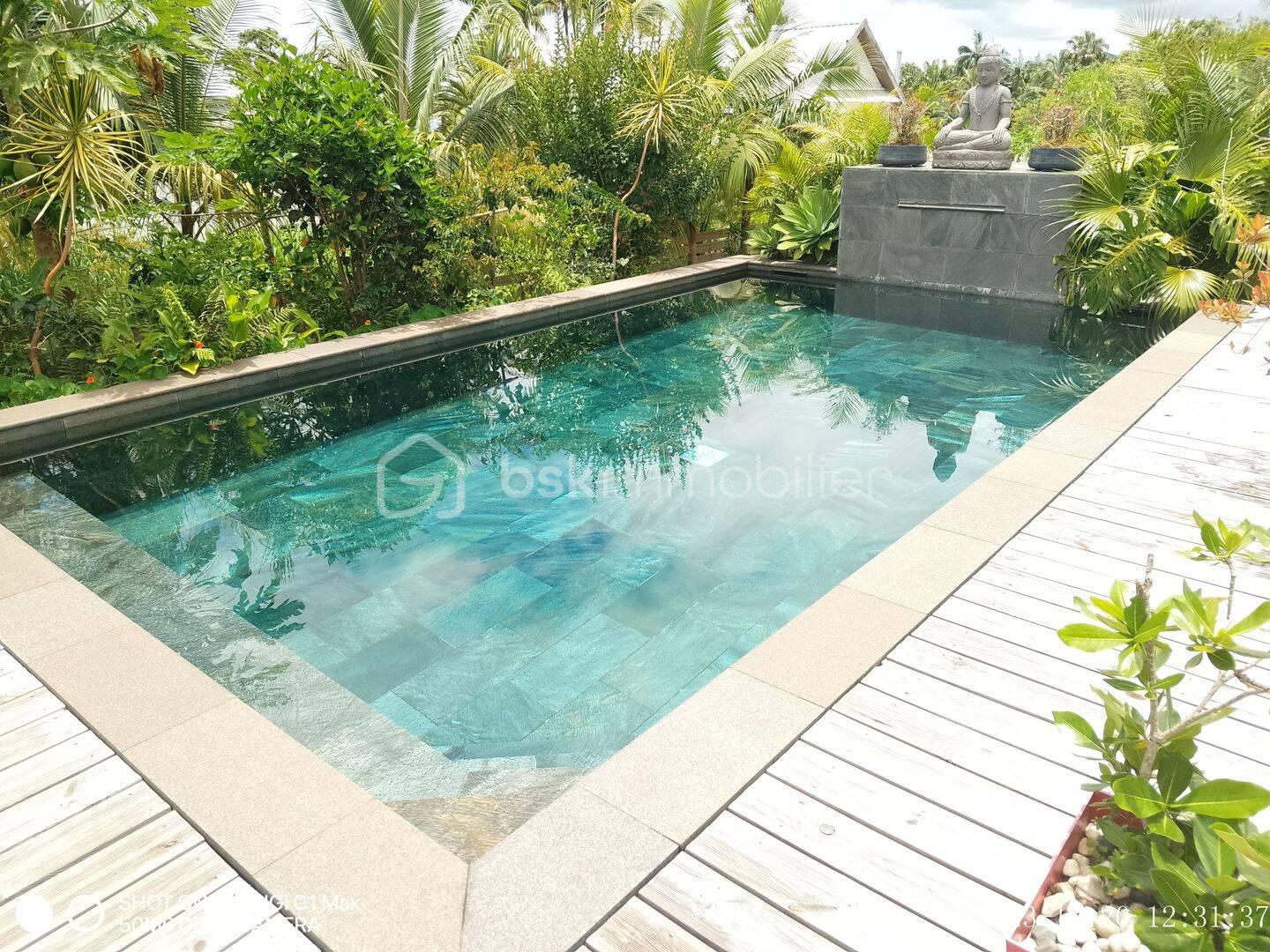 Maison de 246 m² - c11ab4d2-3426-4fbe-818a-071b934e5e08.jpg