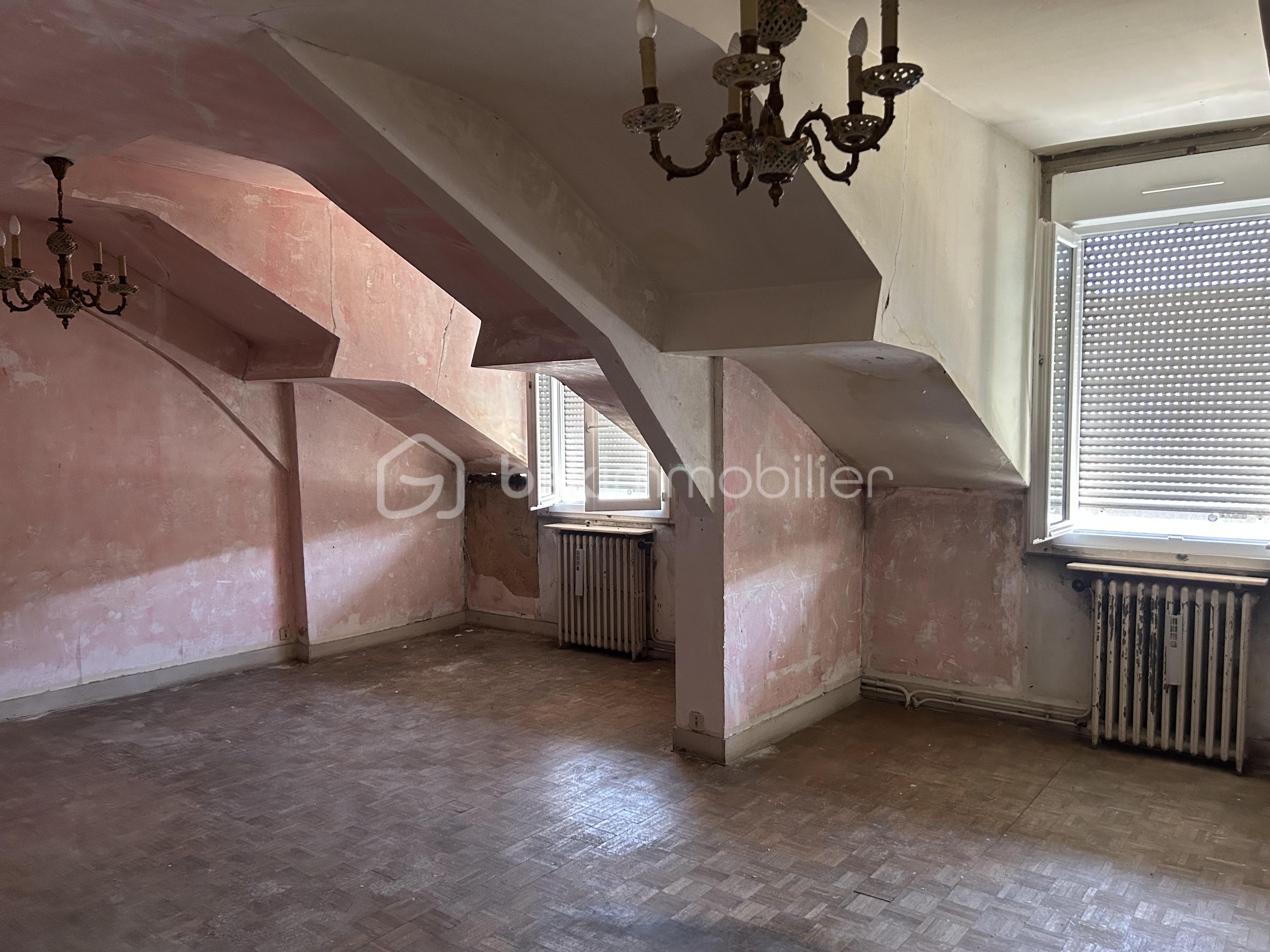 Immeuble de 156 m² - COMBLE.jpeg