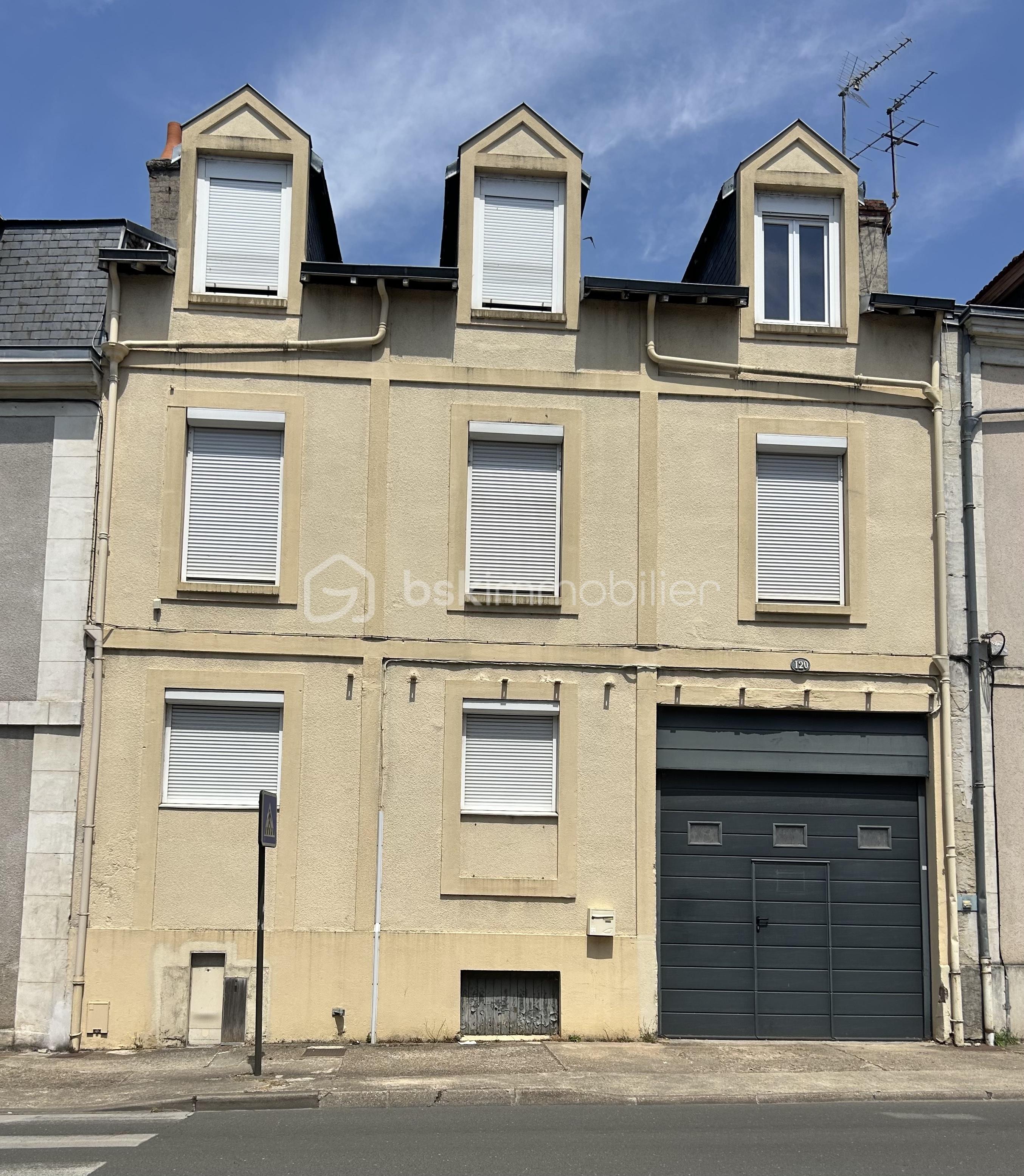 Immeuble de 156 m² - FACADE 2.jpg