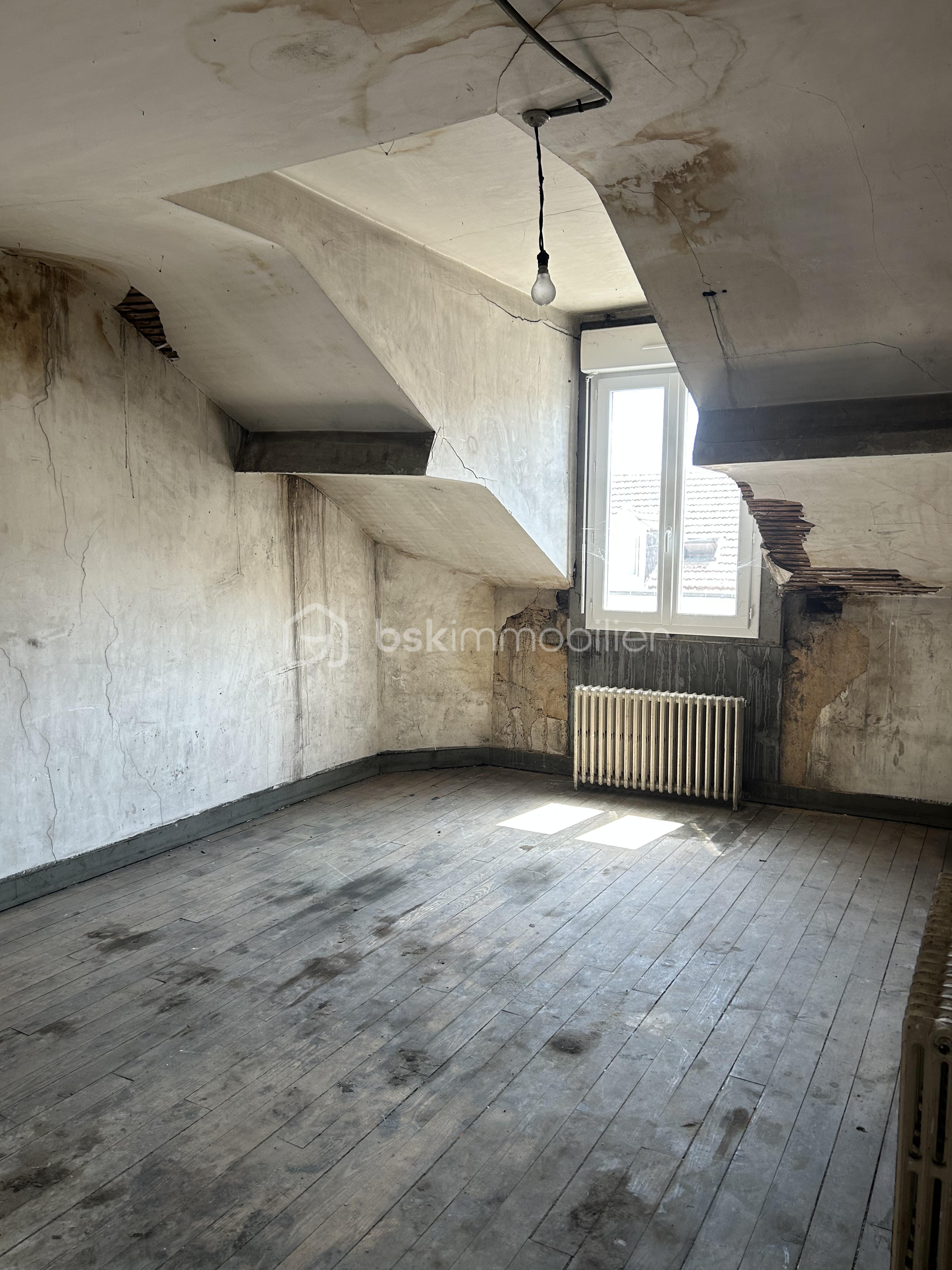 Immeuble de 156 m² - COMBLE 2.jpeg