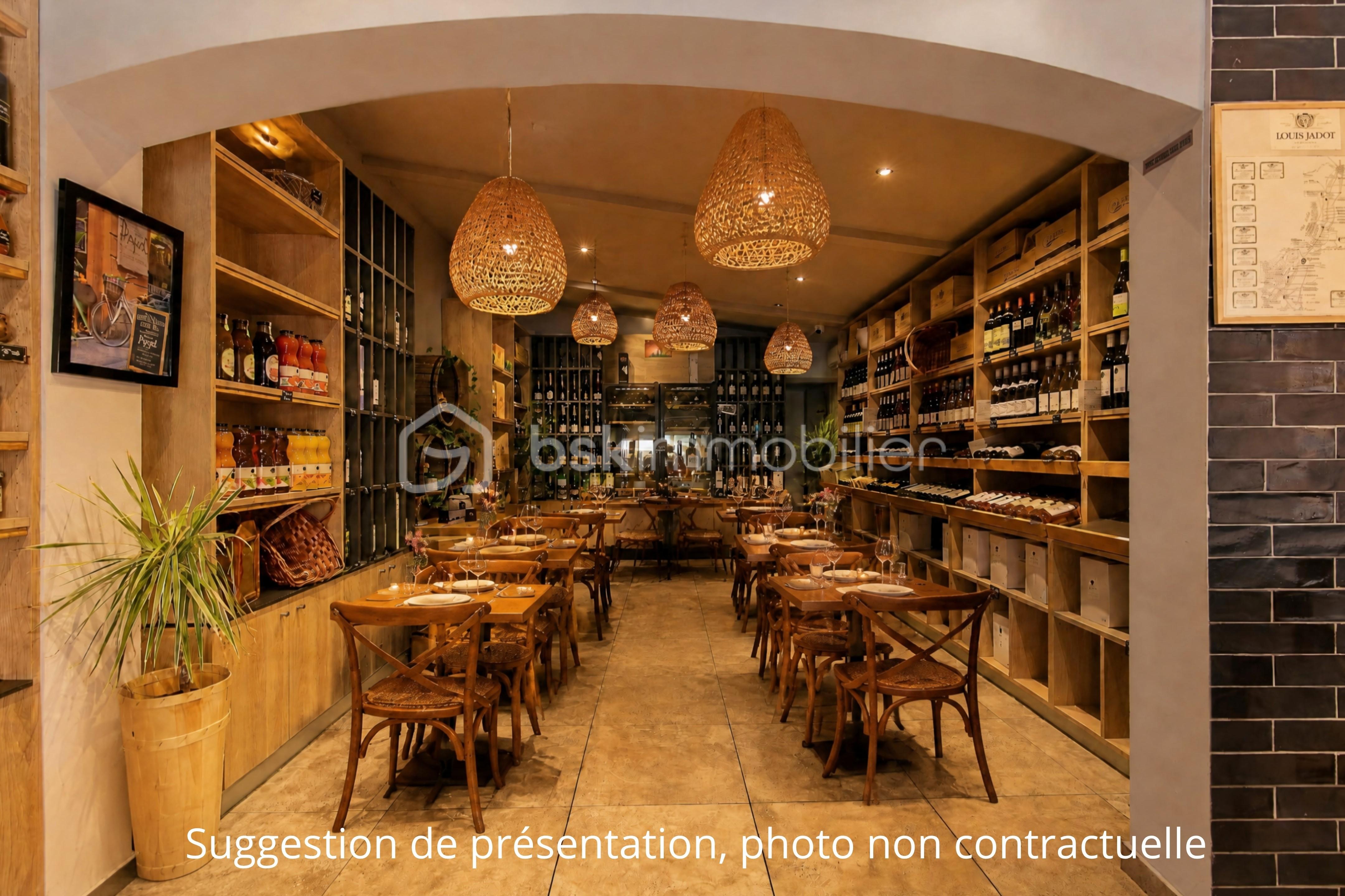 Restaurant cosy 1.jpg