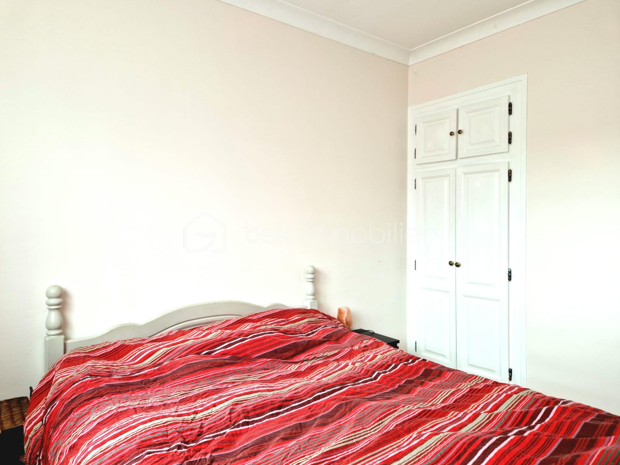 Maison de 98 m² - MAISON A VENDRE MAUREPAS 10.jpg