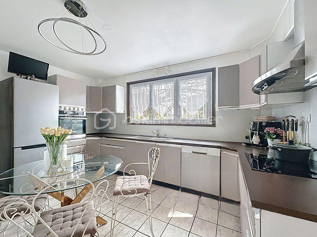 Maison de 140 m² - c5655405b6c281de152310bc34473a9b737fc4a3-Photoroom.png