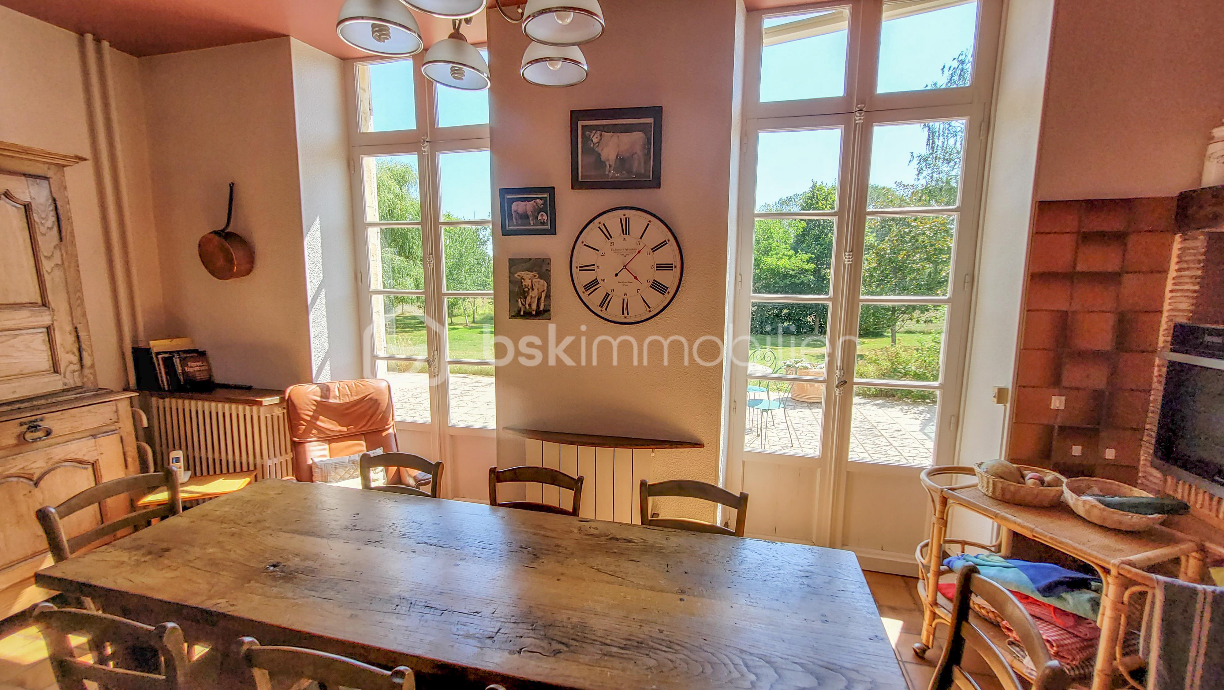 Domaine de 313 m² - BSK-22.jpg
