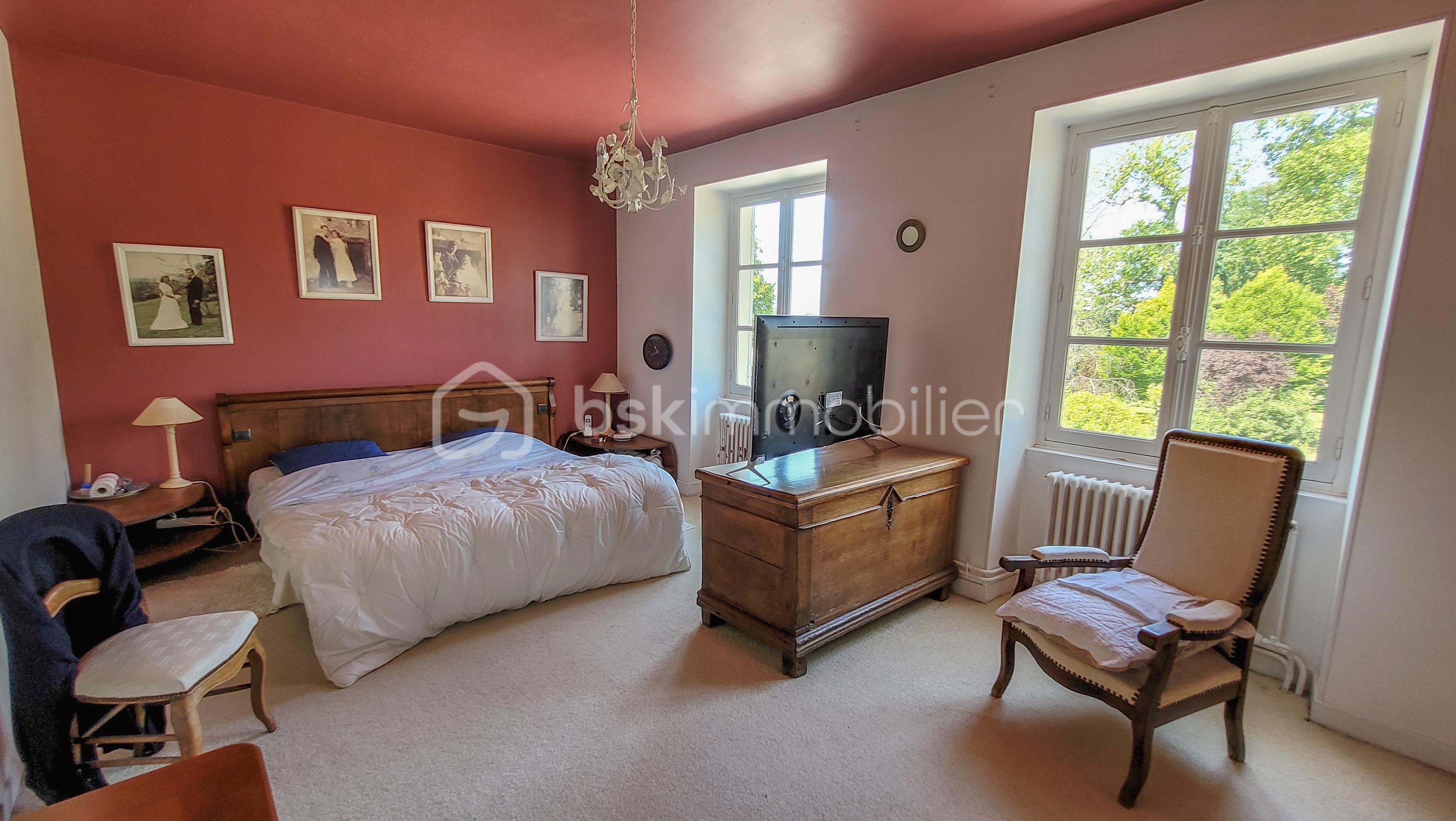 Domaine de 313 m² - BSK-11.jpg