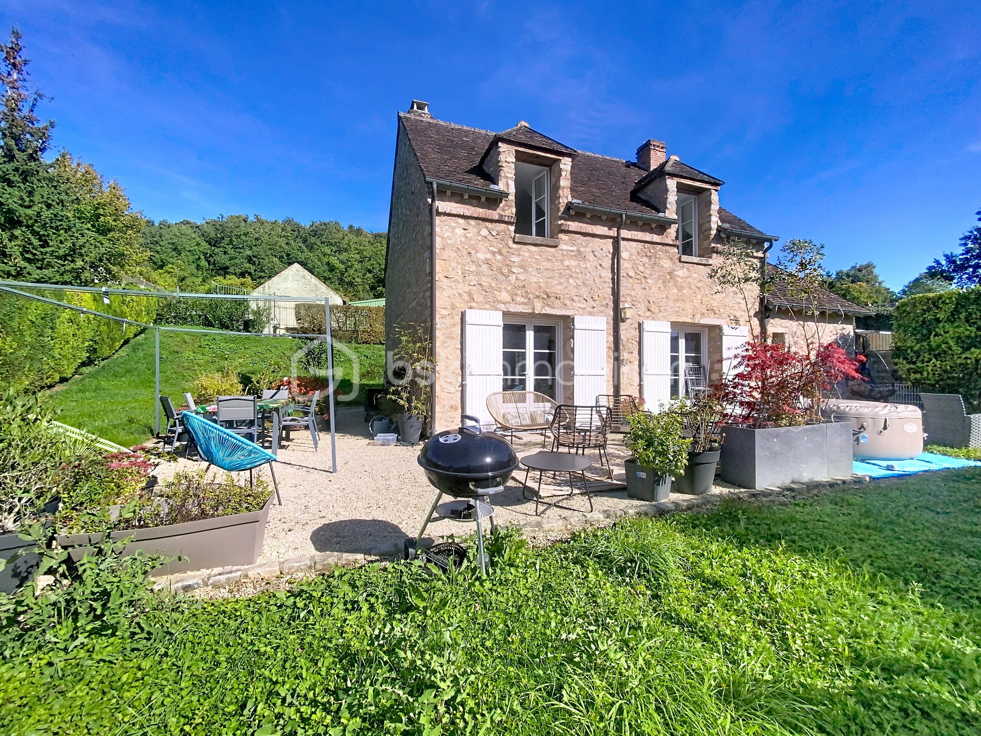 Maison en pierre de 90 m² - lormann_00032.jpg