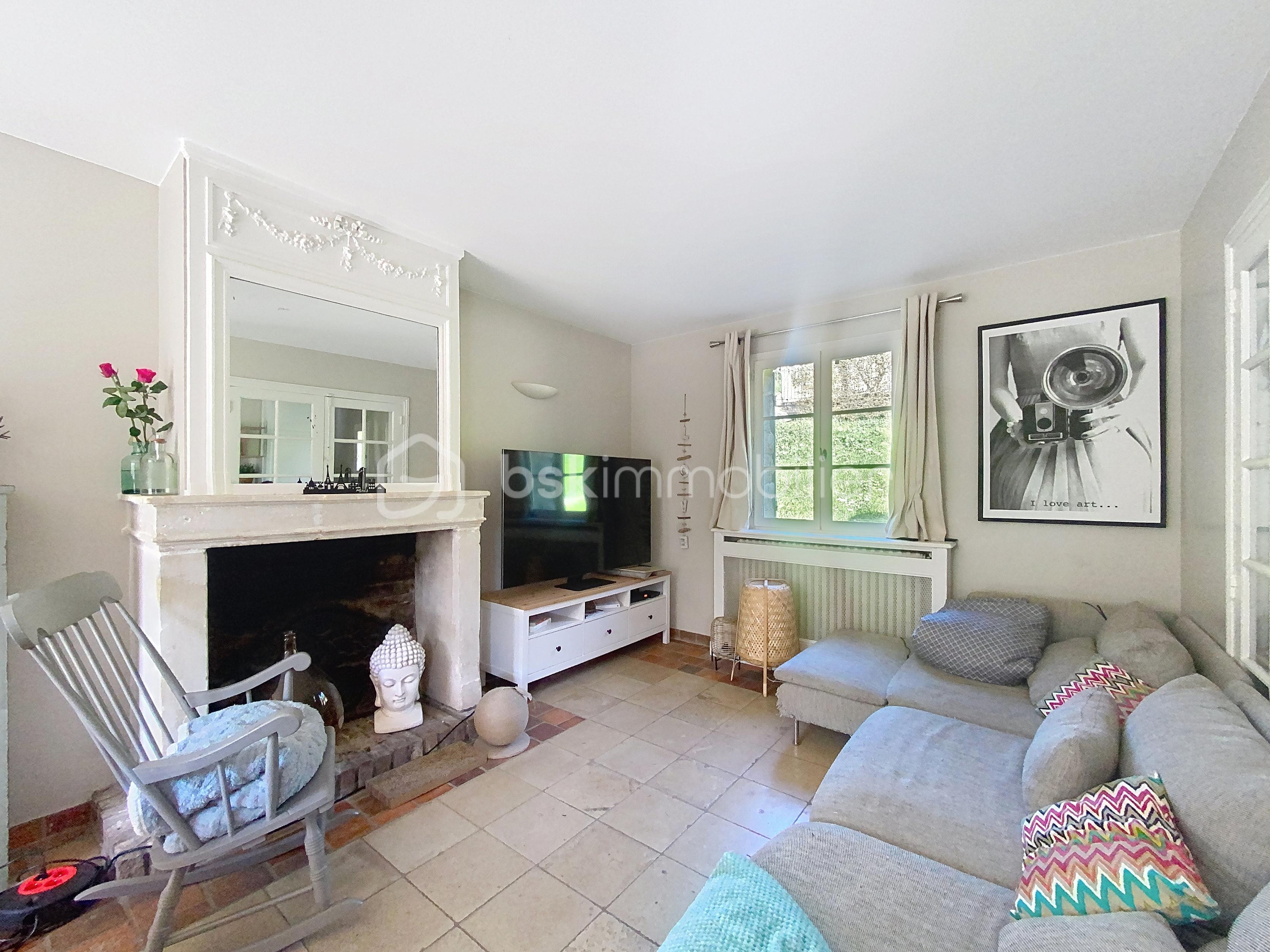 Maison en pierre de 90 m² - lormann_00002.jpg