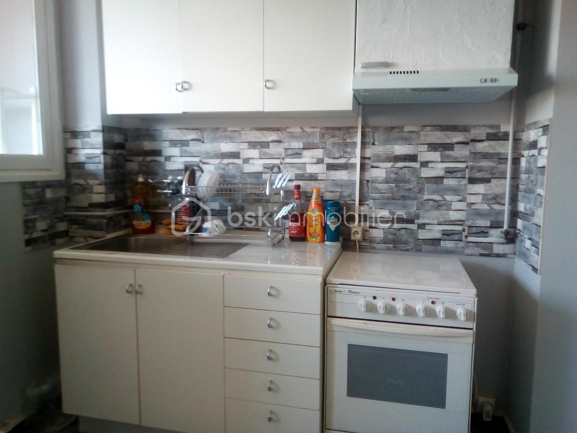 Appartement de 52 m² - thumbnail_Cuisine3.jpg
