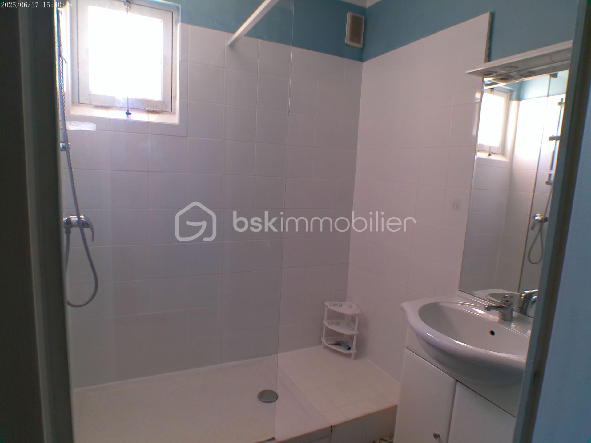 Appartement de 52 m² - thumbnail_ANMP0059.jpg