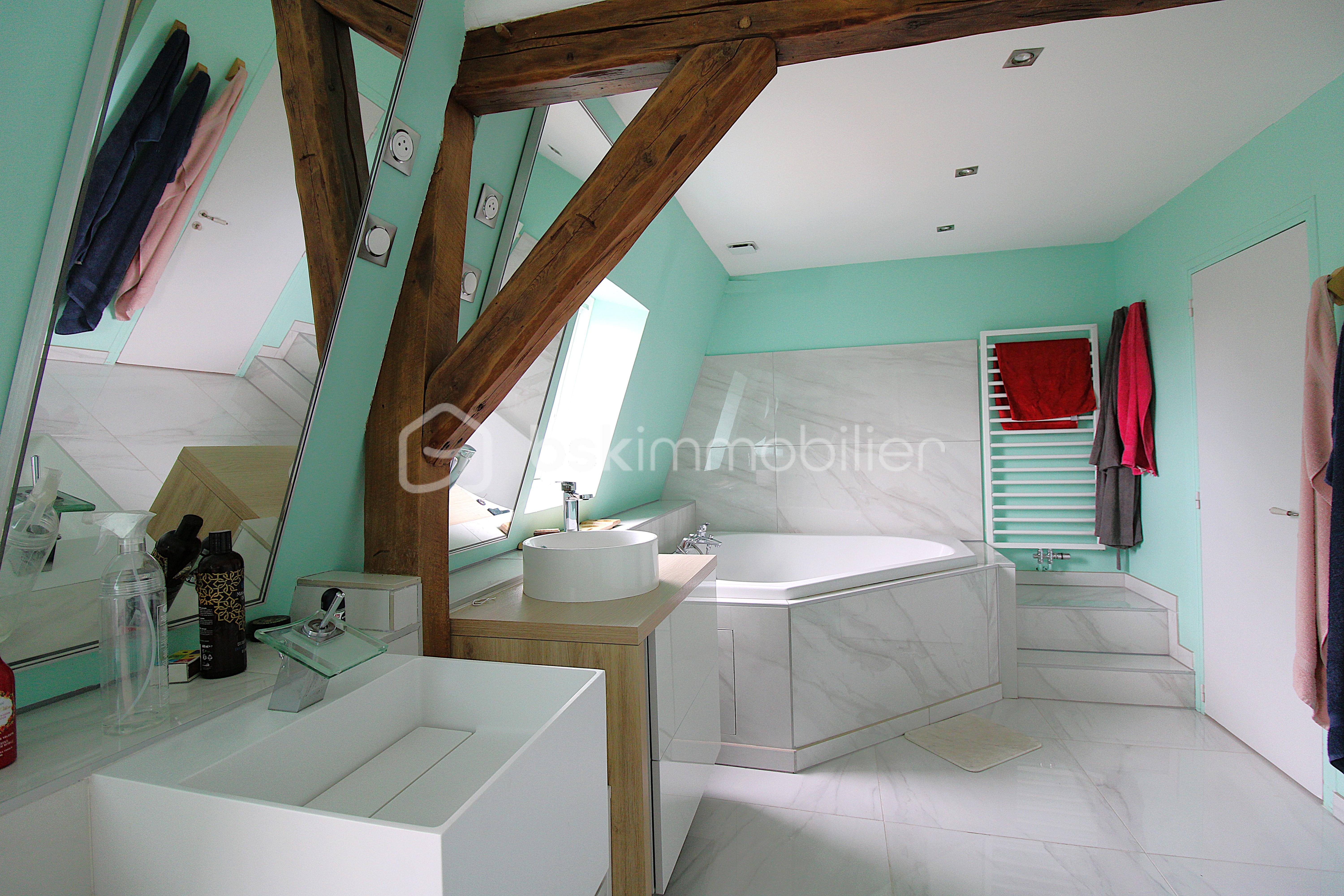 Maison de 205 m² - SALLE DE BAINS 2.JPG