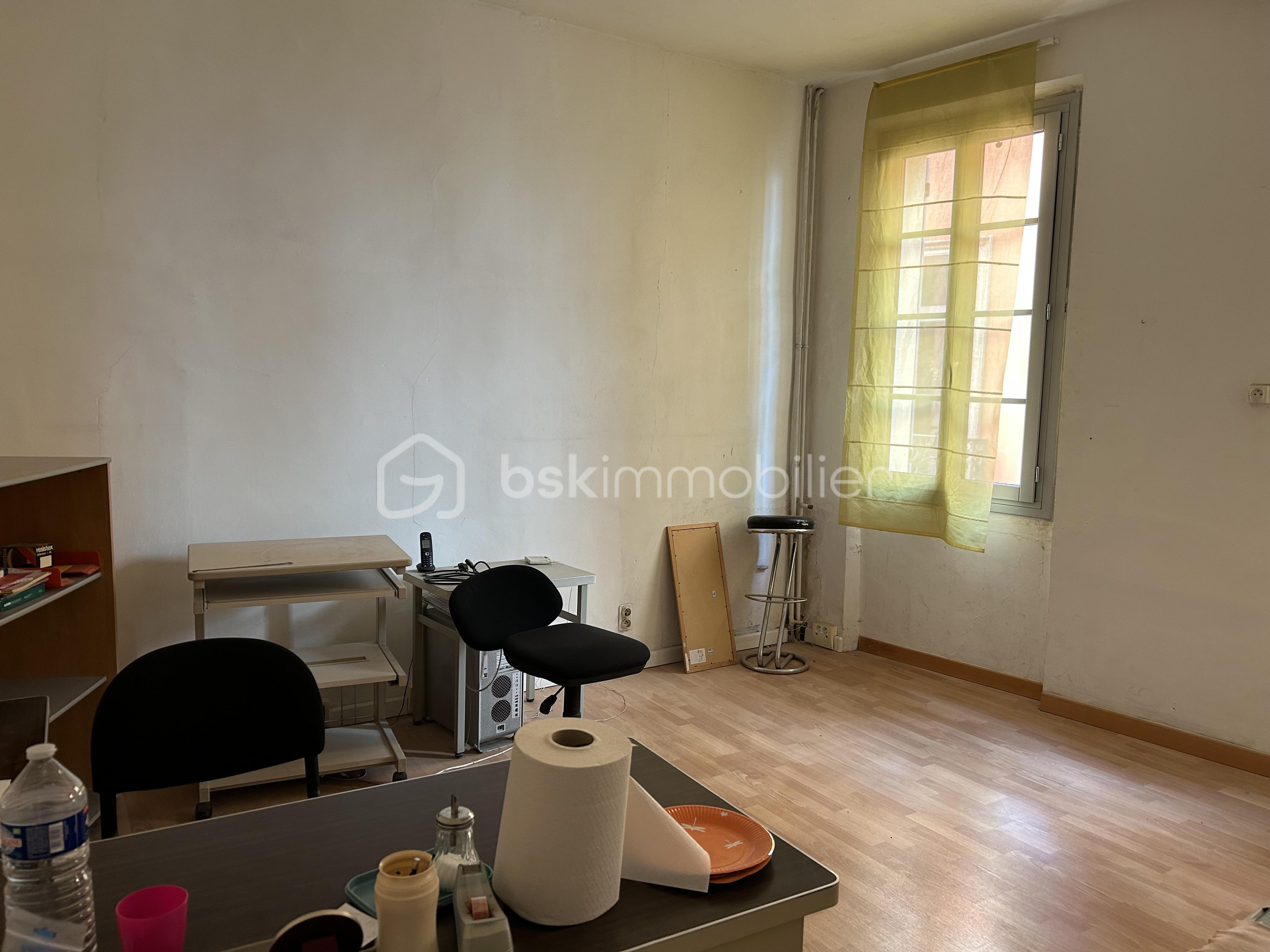 Local d activites de 160 m² - IMG_9155.jpg